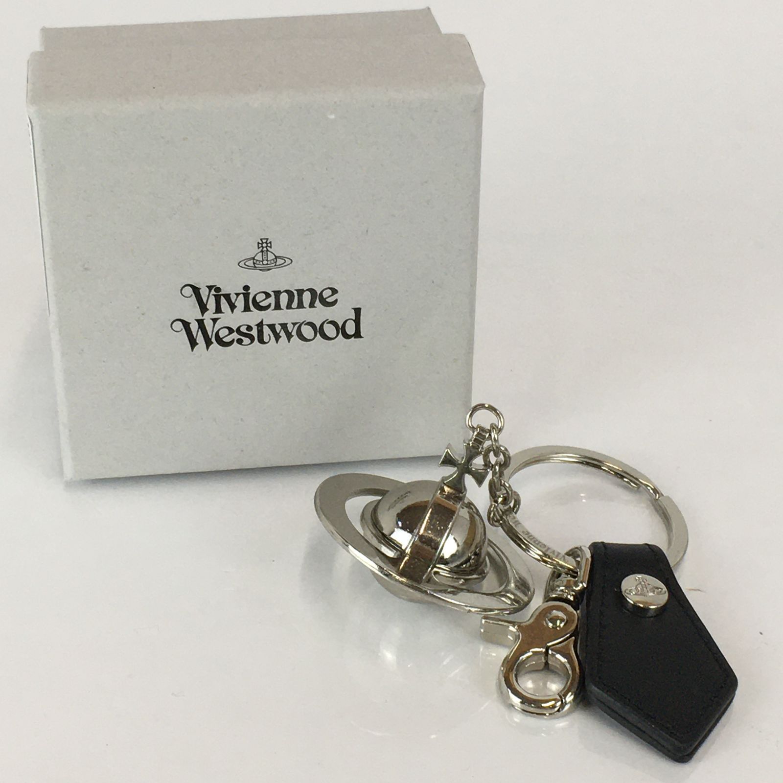 ヴィヴィアンキーリング　ブラック 楽天市場】【送料無料】2025春夏新作 Vivienne Westwood