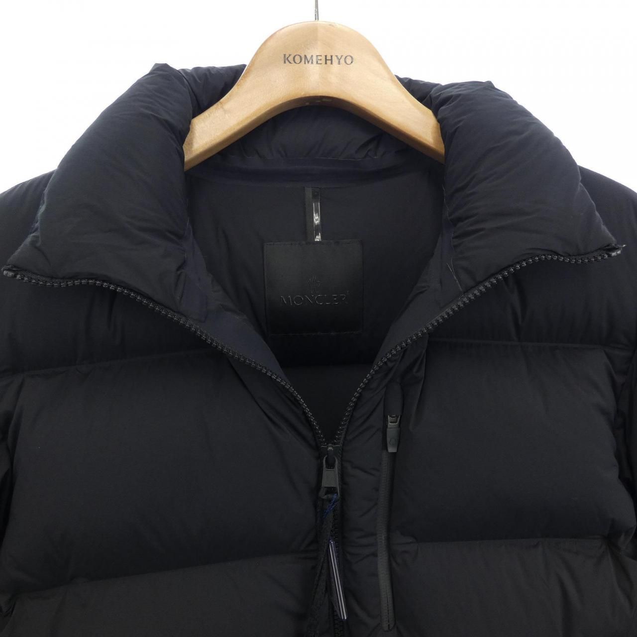 モンクレール MONCLER ダウンジャケット - メルカリ