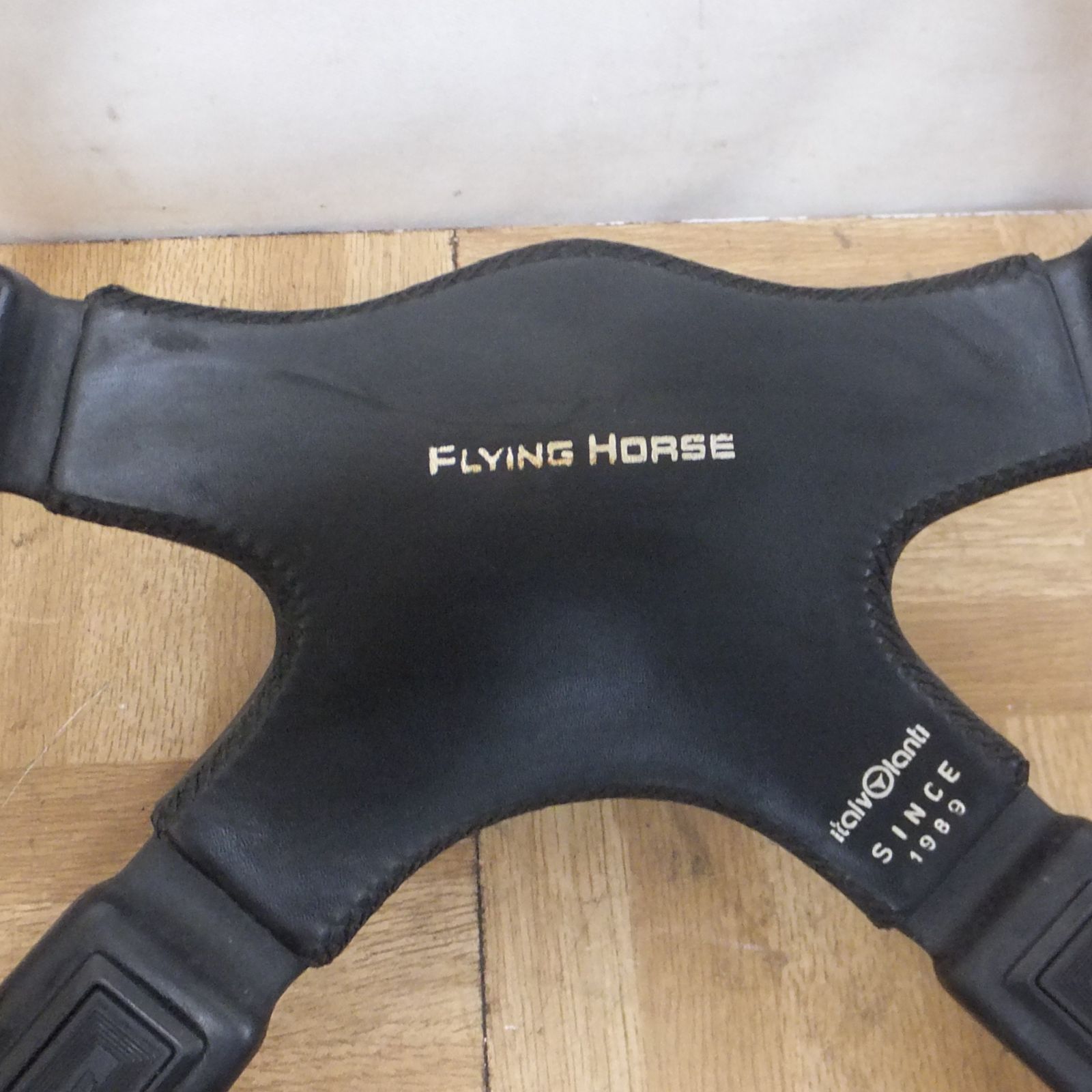 R518 イタルボランテ italvolanti FLYING HORSE ステアリング φ38cm 15