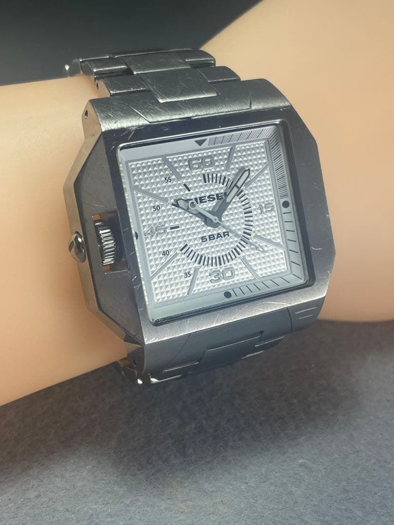 DIESEL ディーゼル DZ-1381 スクエア メンズ 腕時計 稼働品 電池新品