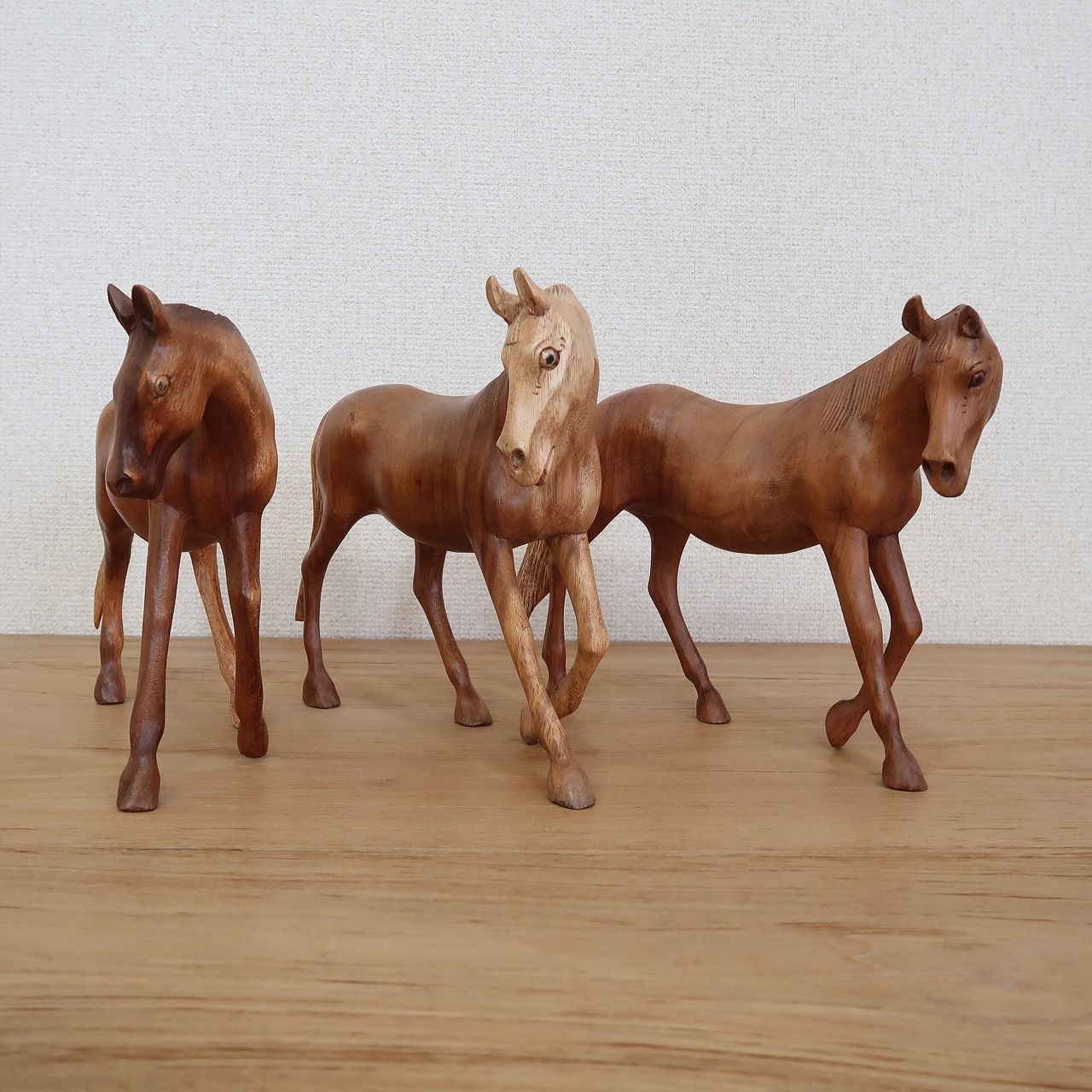 馬の木彫り 木製