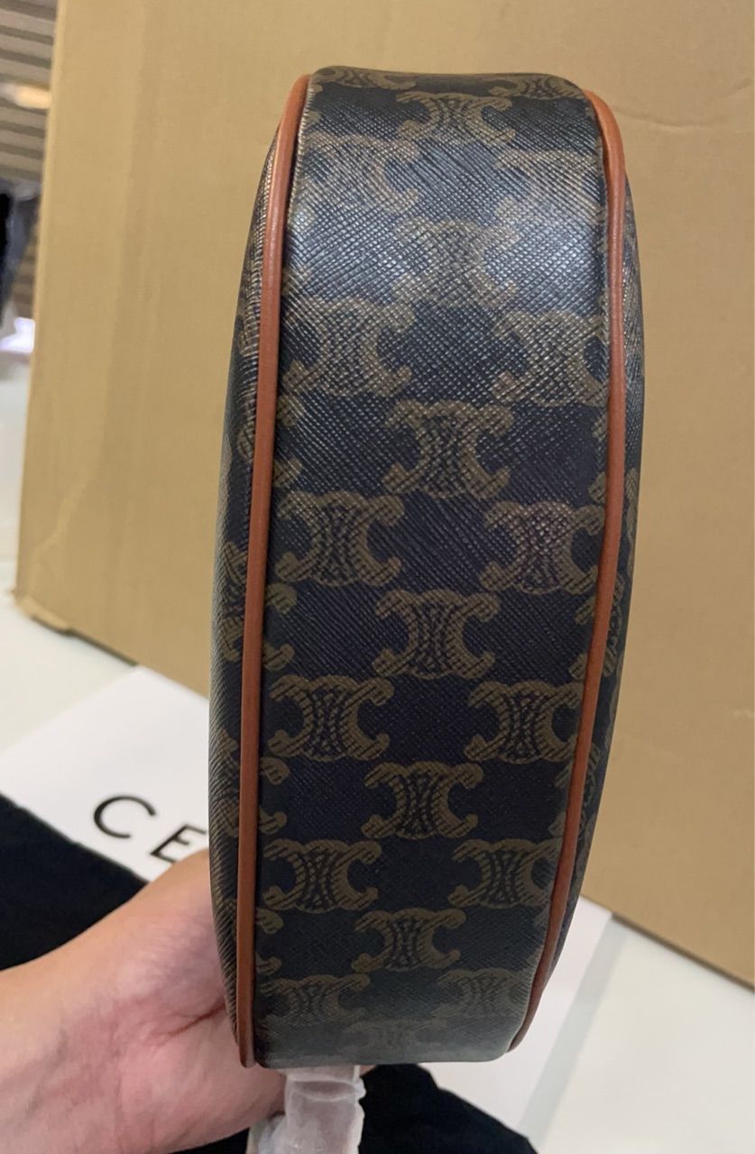 CELINE ミディアム AVA アヴァ バッグ トリオンフ キャンバス 新品 CELINE セリーヌ AVA アヴァ バッグ トリオンフキャンバス