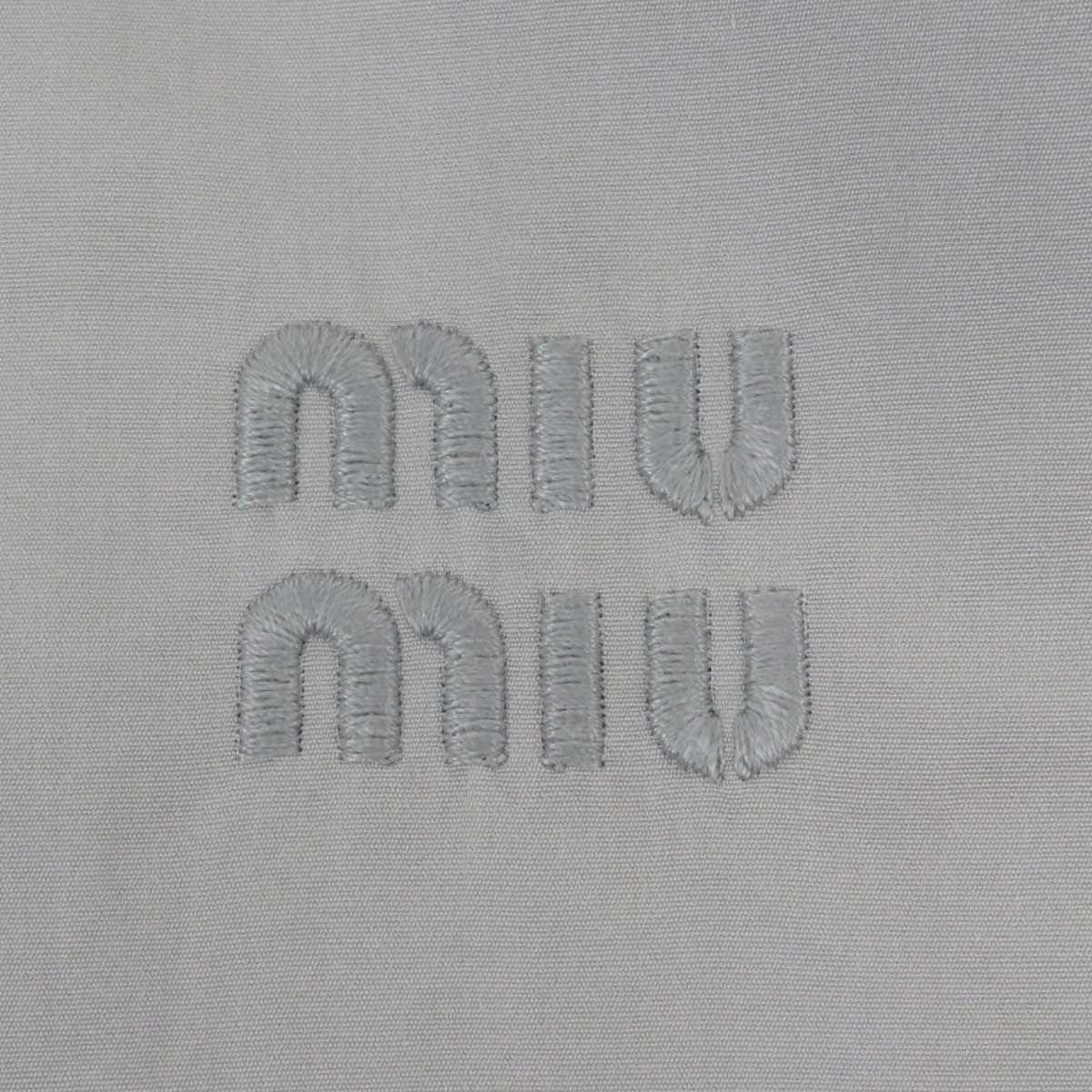 グレー MIUMIU