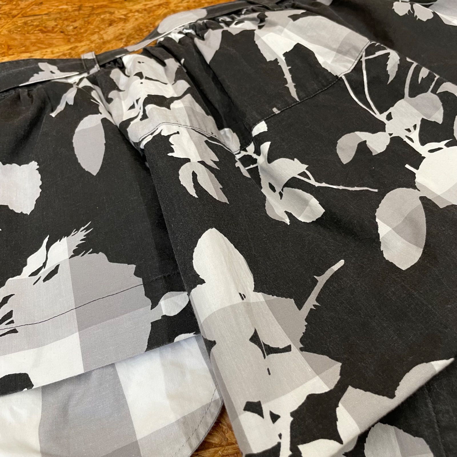 日本製 Vivienne Westwood ANGLOMANIA ボタニカルプリント 日本製 Vivienne Westwood ANGLOMANIA ボタニカルプリント