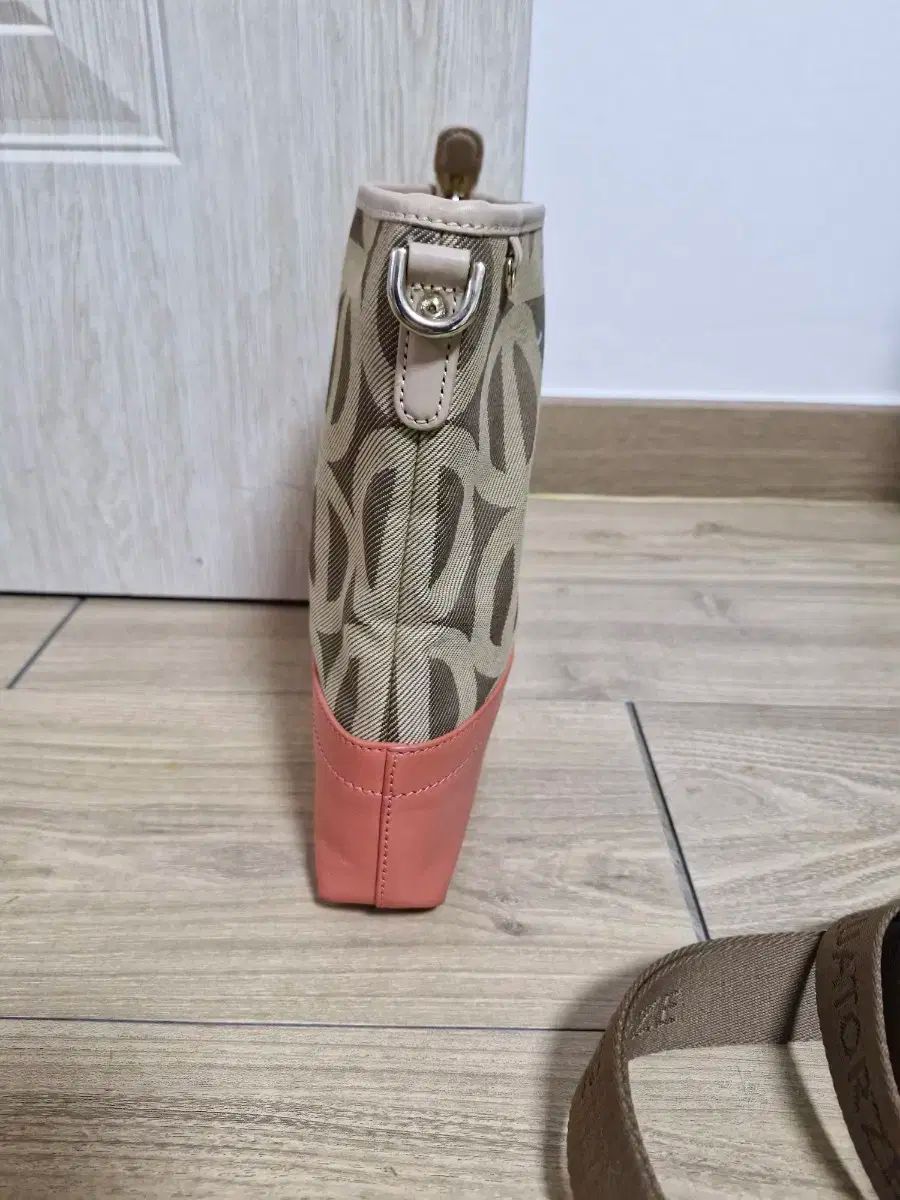 クロスバッグ