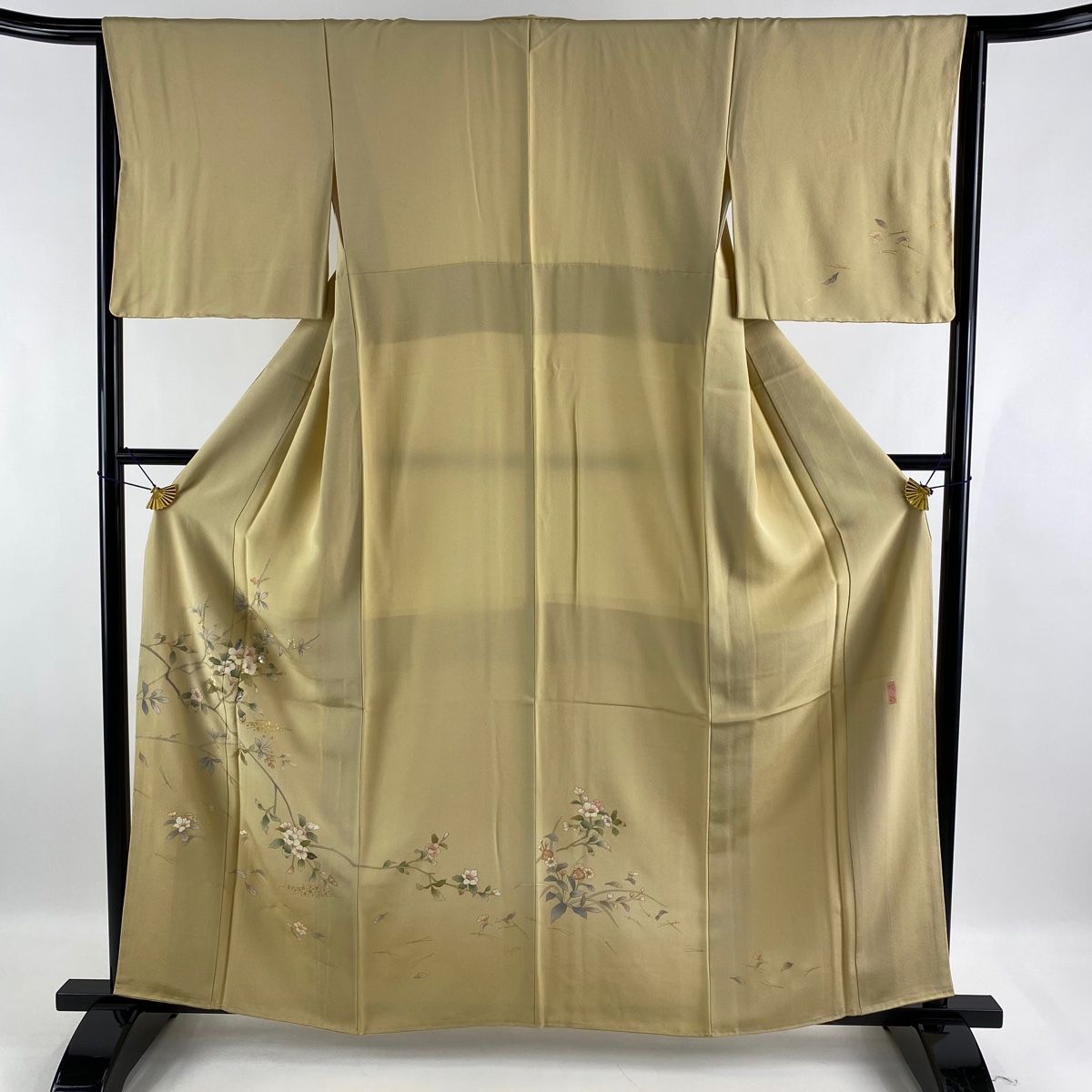 付下げ 美品 名品 枝花 松葉 螺鈿 金彩 ベージュ 袷 身丈160cm 裄丈