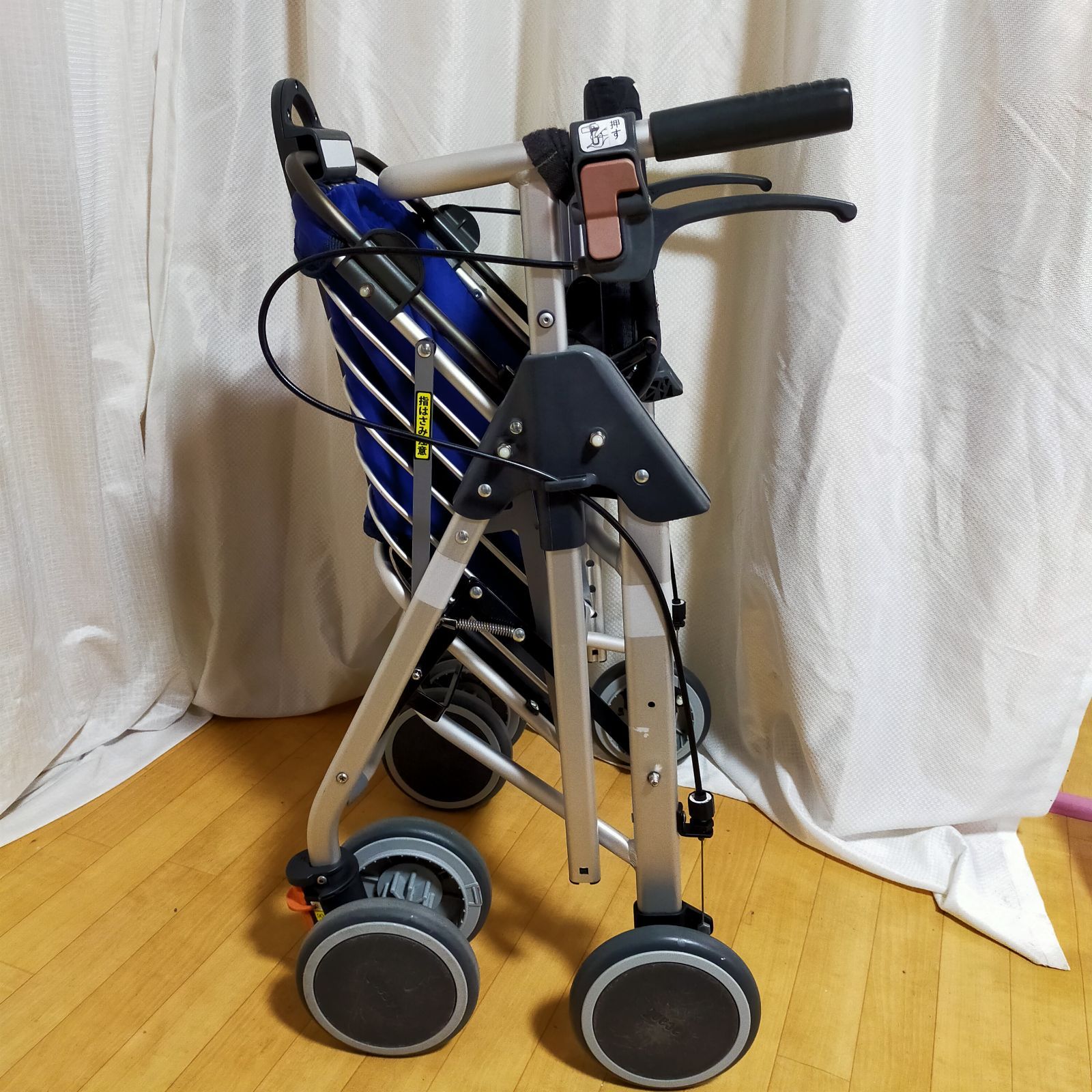 買い物かご乗せ機能付