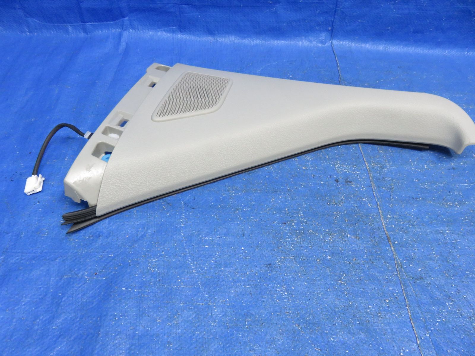 スライドドア 左右ピラーパネル