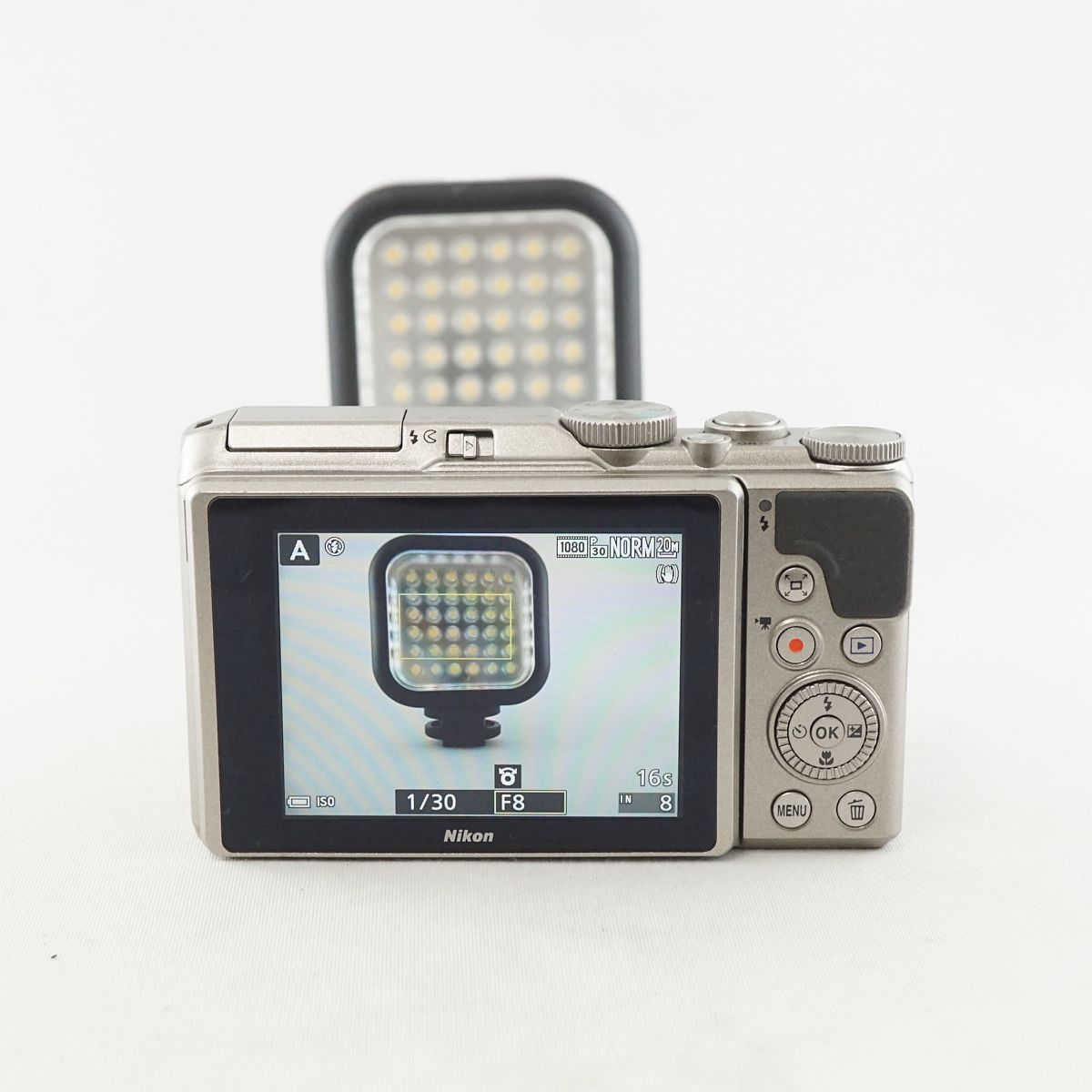 美品 NikonニコンCOOLPIX A900 おまけ付き 【公式通販】 美品 NikonニコンCOOLPIX A900 おまけ付き 【公式通販】
