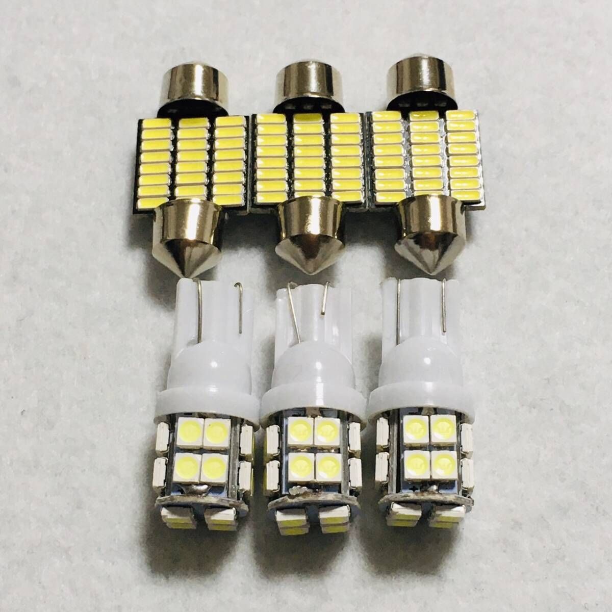 爆光！C26 セレナハイウェイスター後期 T10 LED ルームランプ6個セット ウェッジ球 室内灯 ホワイト 日産 車検対応 カー用品 - メルカリ