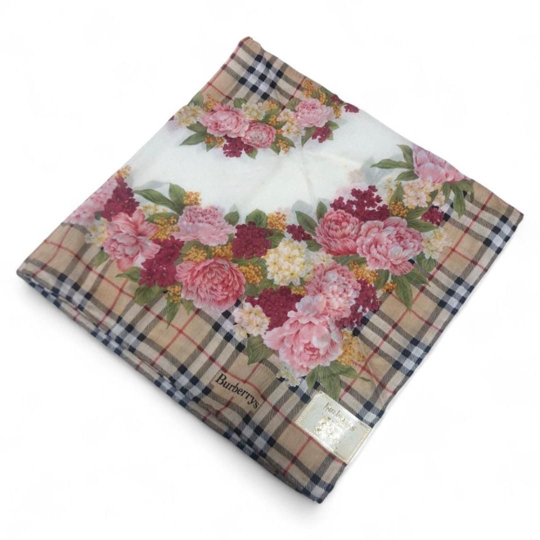 Burberrys 大判ハンカチ新品、未使用 未使用 Burberrys バーバリー ハンカチ 大判 ノバチェック 花柄