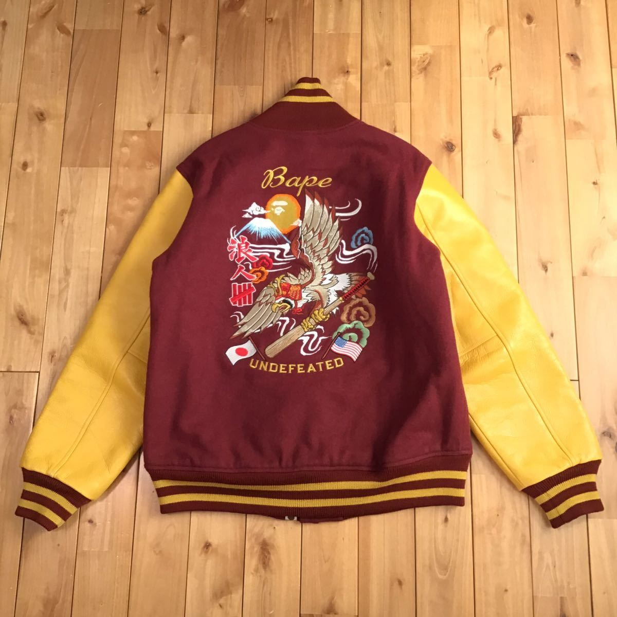 Undefeated × BAPE 袖レザー スタジャン Lサイズ a bathing ape leather varsity jacket エイプ  ベイプ アベイシングエイプ - メルカリ