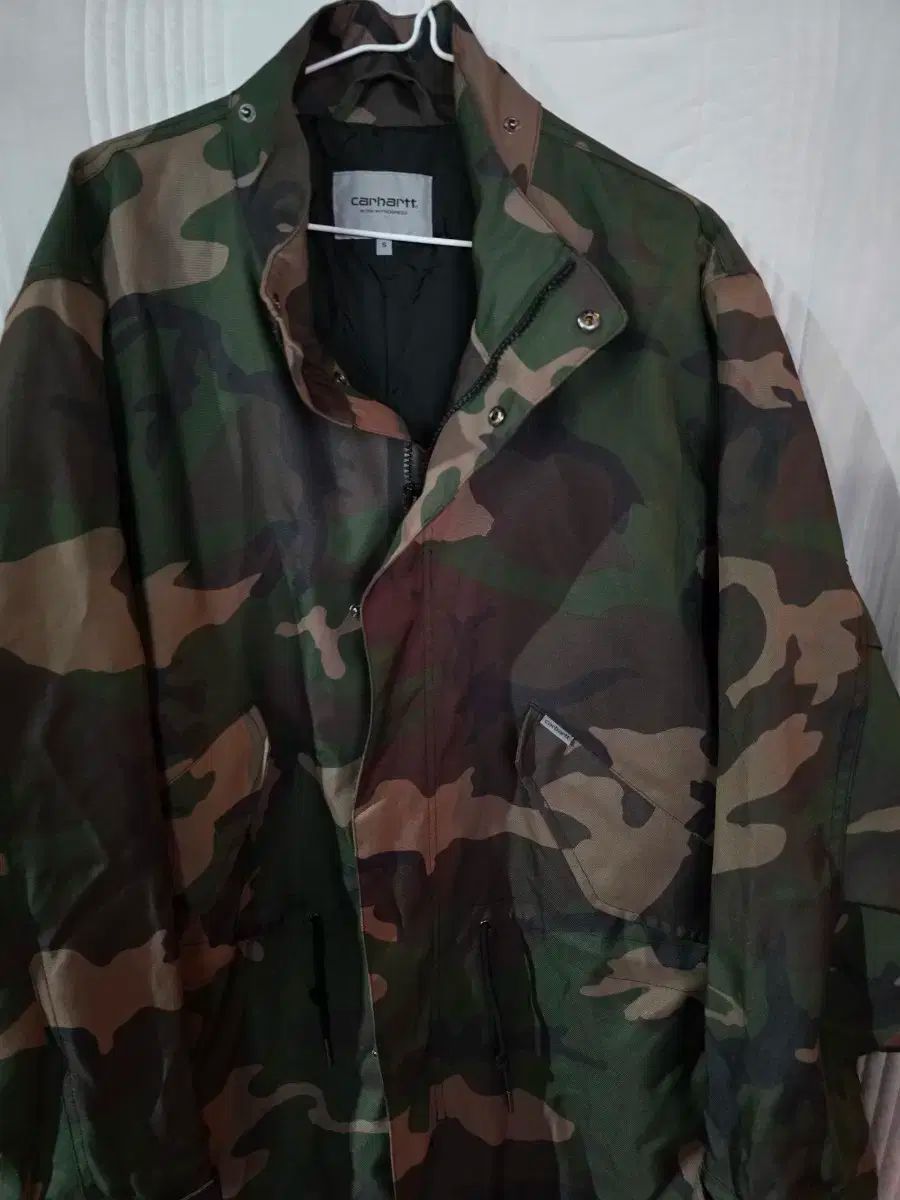 【雷市場（ポンジャン）商品韓国直送】 Carhartt(カーハート) カモフラ ロングジャケット マウンテンパーカー