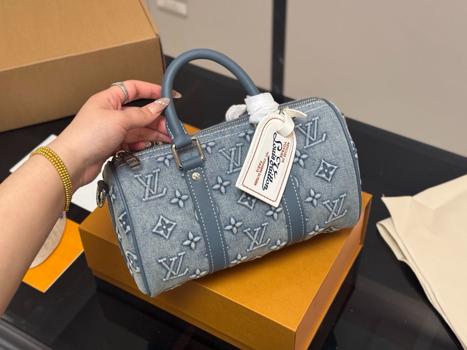 今日 LV Keepall Pillow Bag エルヴィー キーポール ピローバッグ