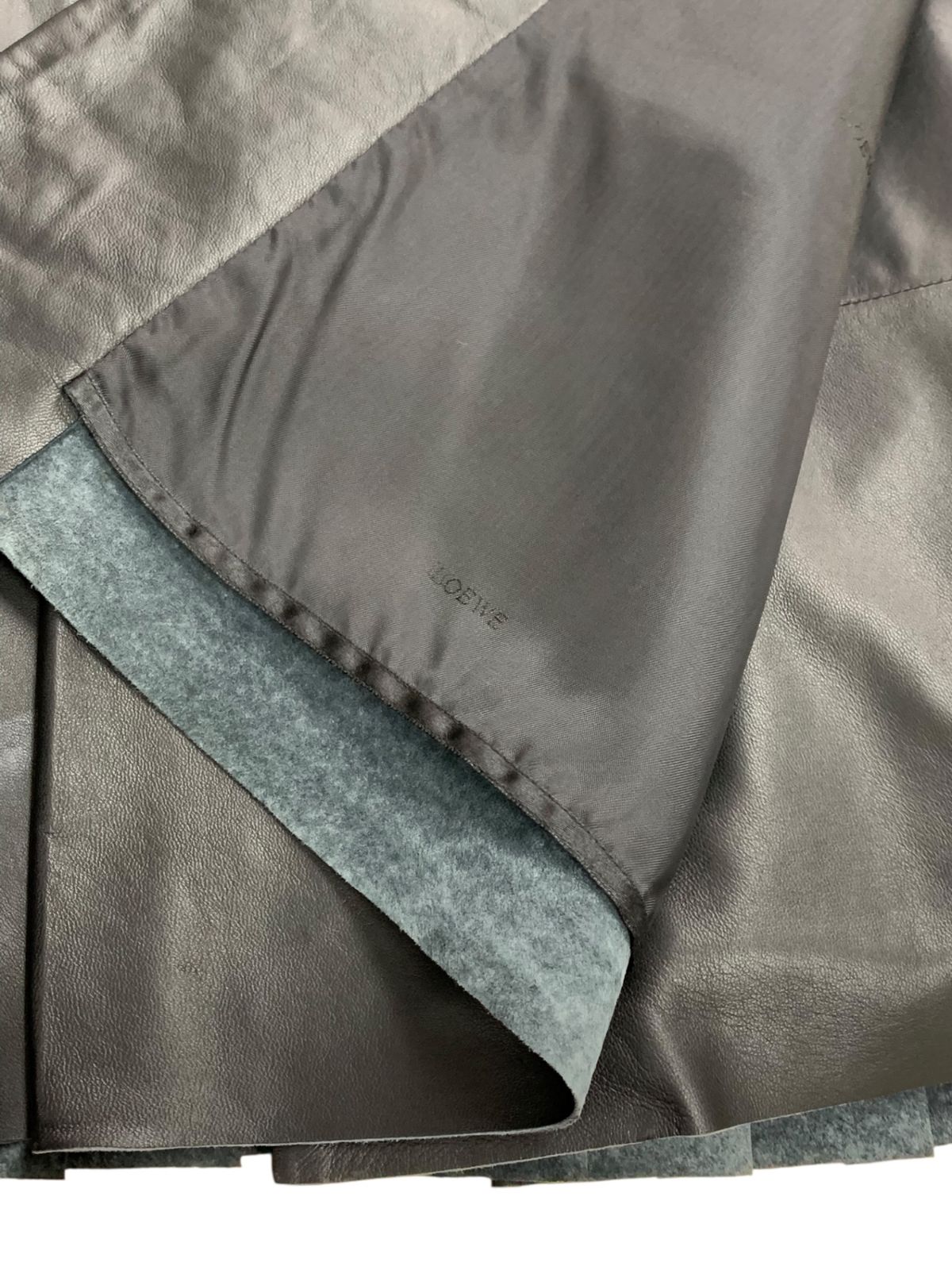 ロエベ 17108410000 スカート 34 ブラック ラムレザー プリーツ 蛇  