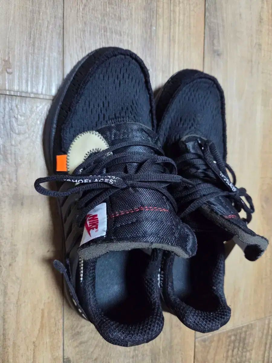 NIKE(ナイキ) オフホワイト 275