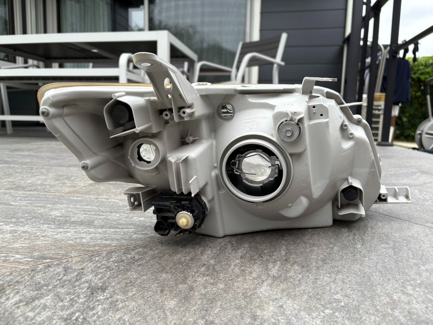 トヨタ Ｅ140系 前期 カローラアクシオ カローラフィールダー 左ハロゲンヘッドライト KOITO12-511