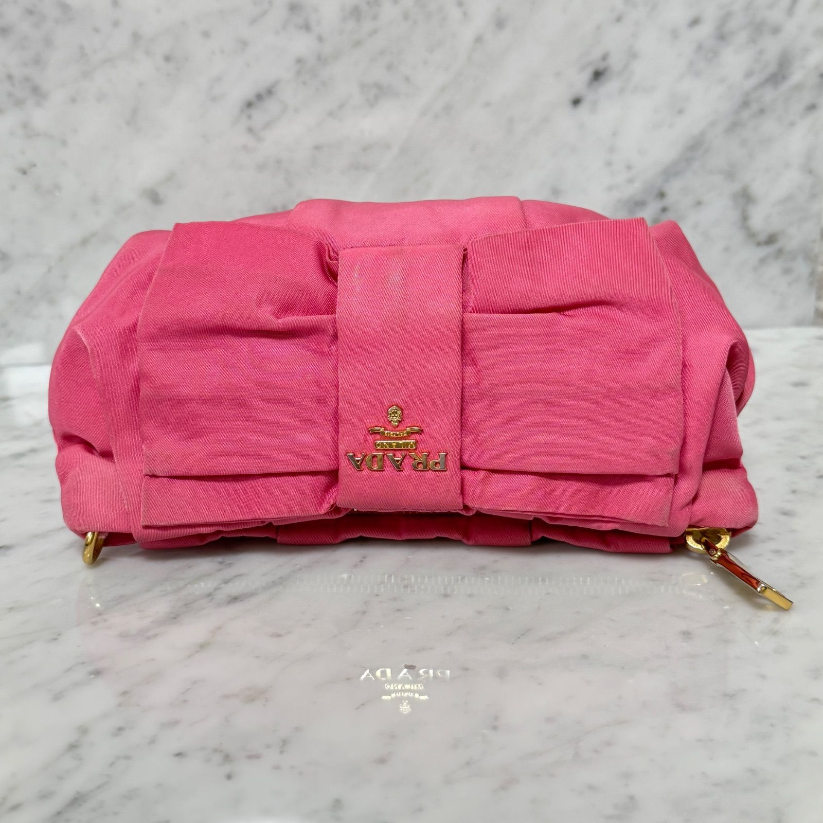 イタリア製 PRADA プラダ ポーチ ナイロン ピンク リボン ゴールド 金 