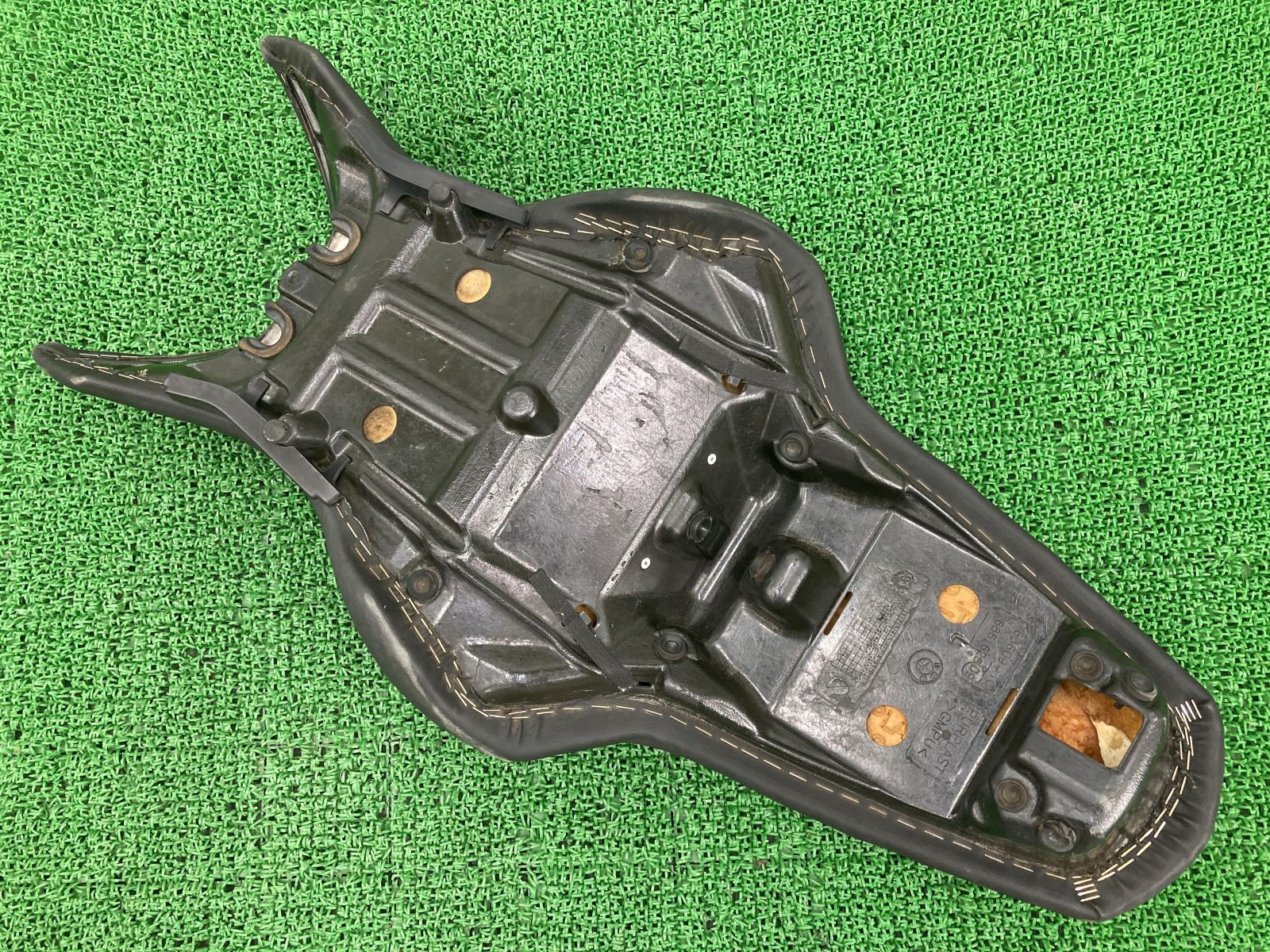 K1200R シート 163609-10/7 686 628-09 BMW 純正 中古 バイク