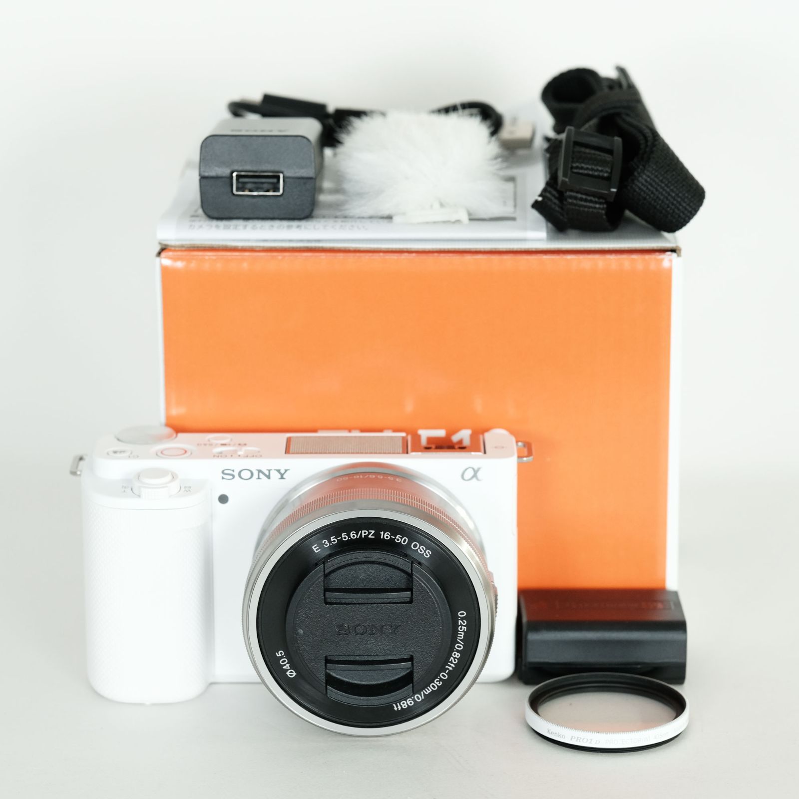 美品｜シャッター数742回・フィルター付] SONY VLOGCAM ZV-E10