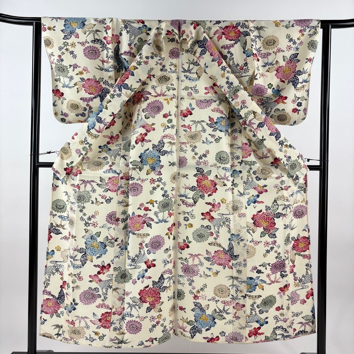 小紋 身丈152.5cm 裄丈61.5cm S 単衣 草花 網干 クリーム 正絹 美品  