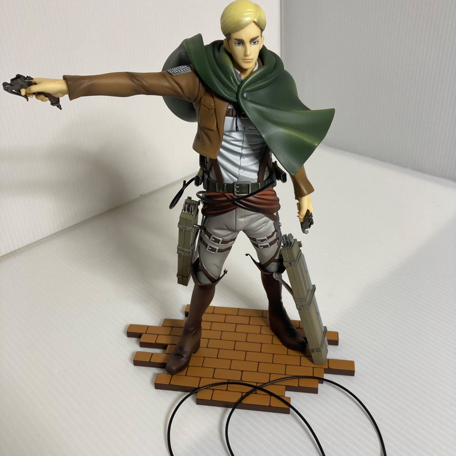 一 冊 で わかる 進撃 の 巨人 千値練 BRAVE-ACT 1/8 進撃の巨人