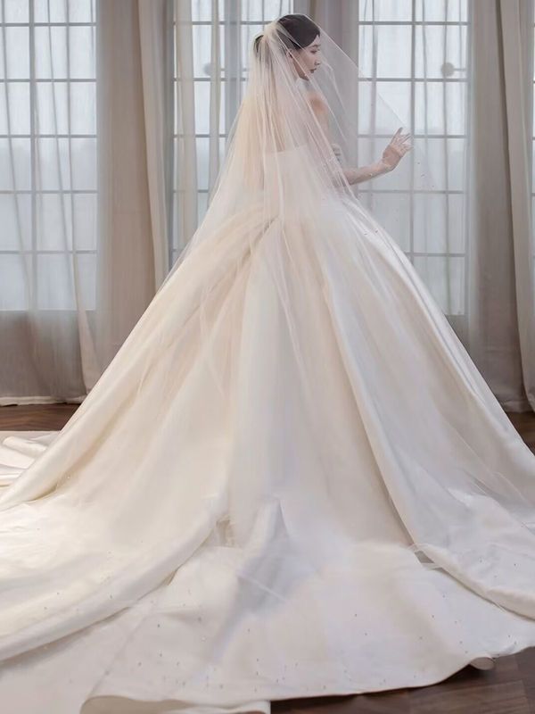 ウェディングドレス 二次会ドレス サテン全体 白ワンピース パーティードレス 森ガール 結婚式 二次会 披露宴 エレガント 旅行撮影ドレス MAAHADDERANG_COM