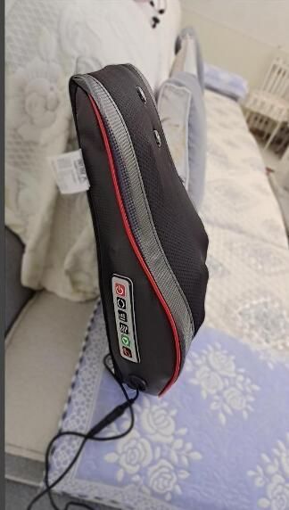 大好評 マッサージ器 小型 女性 マッサージ枕 全身 腰 足 背中 肩 首 電熱 マッサージ器 マッサージ機 小型 ネックマッサージャー プレゼント温熱 ems 敬老の日 父の日 全国 北海道送料無料