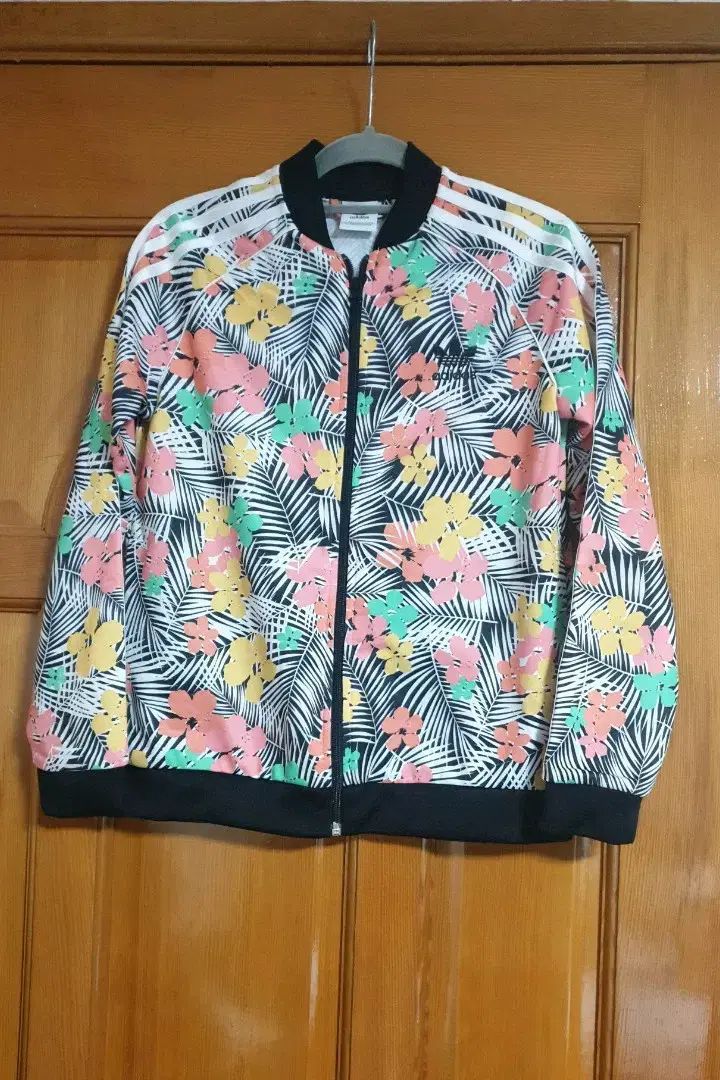 アディダス オリジナルス フローラル トラックジャージ 150サイズ 90cm