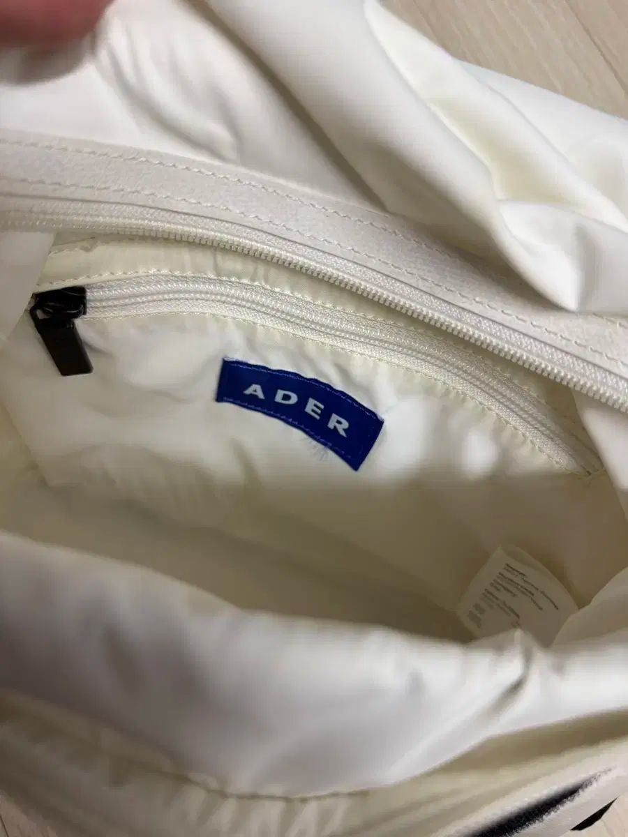 ADERERROR アーダーエラー クロスバッグ