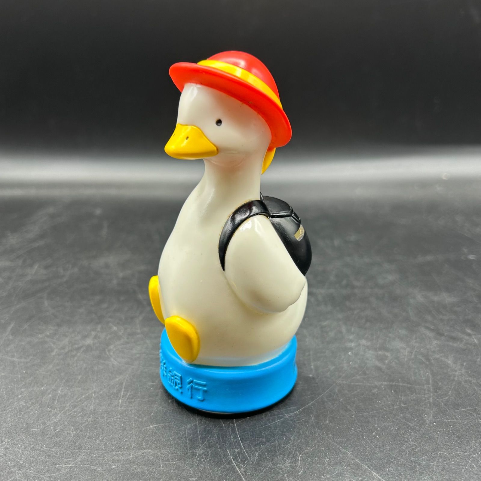 北洋銀行 ノベルティ サンリオ ダッカドゥ ソフビ貯金箱 非売品 - メルカリ