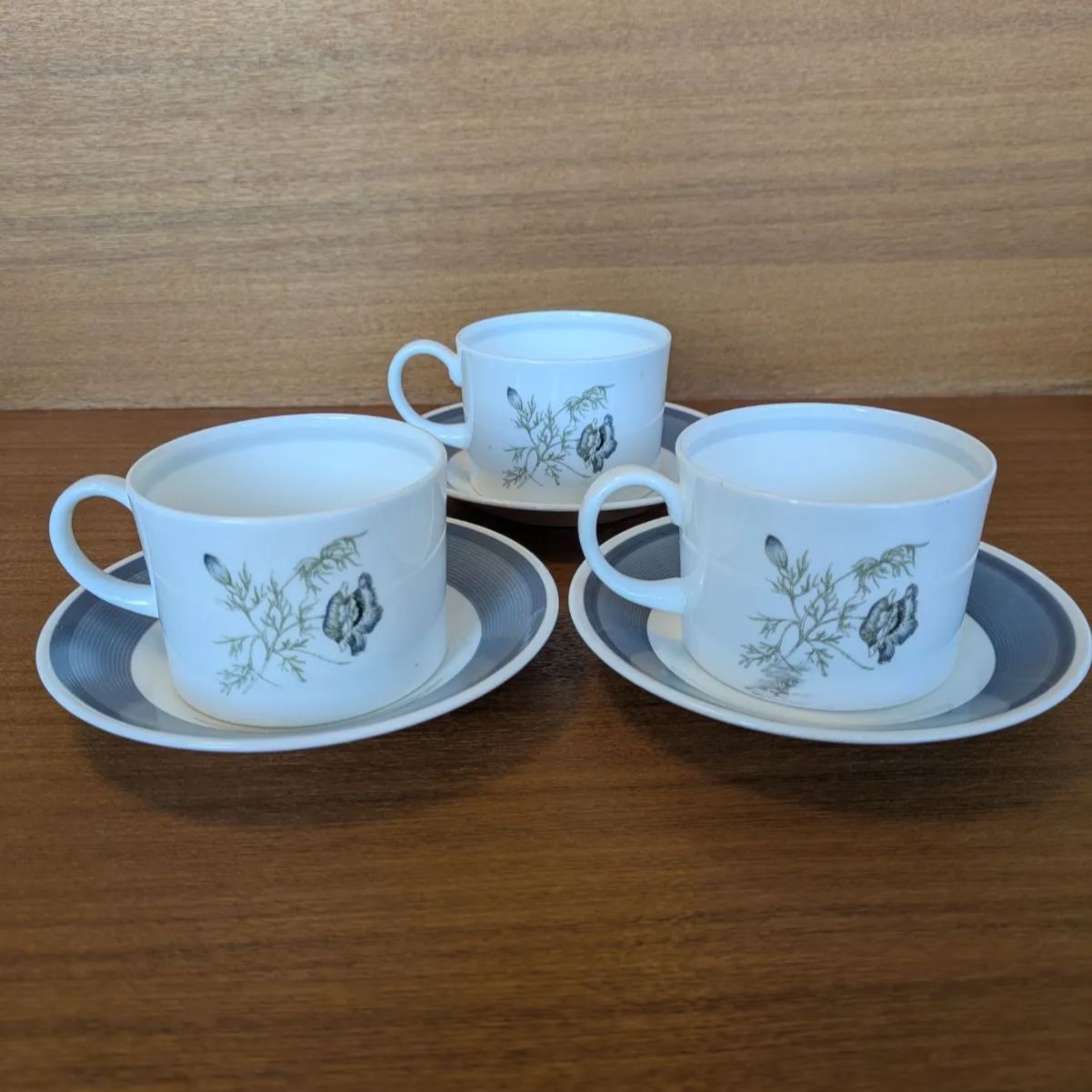 ウェッジウッド スージークーパー ショップ グレンミスト カップ