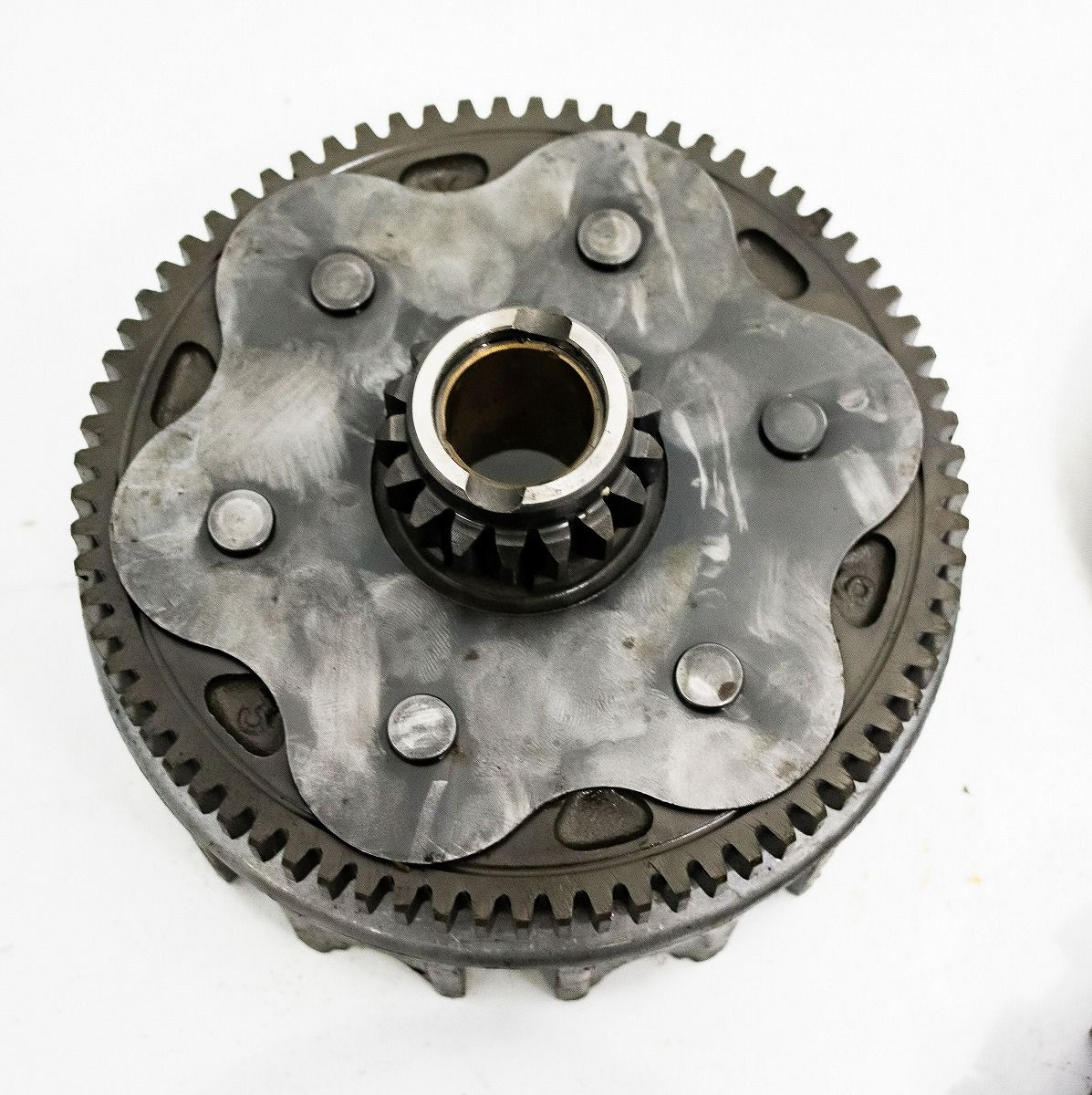 ヤマハ セロー225(1KH) 純正 クラッチハウジング 2JS-E6611-00