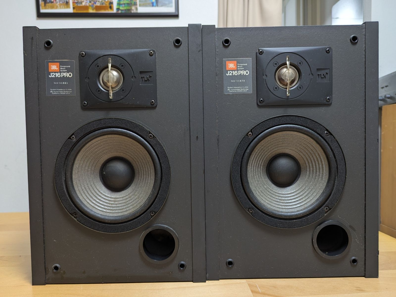 JBL J216PRO