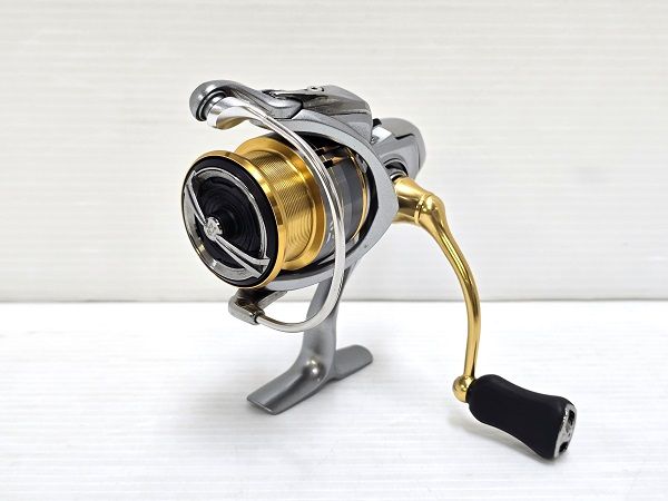 (DAIWA) スピニングリール 18 フリームス LT 2500S-XH ダイワ フリームス LT2500-XH (リール) 価格比較 - 価格.com
