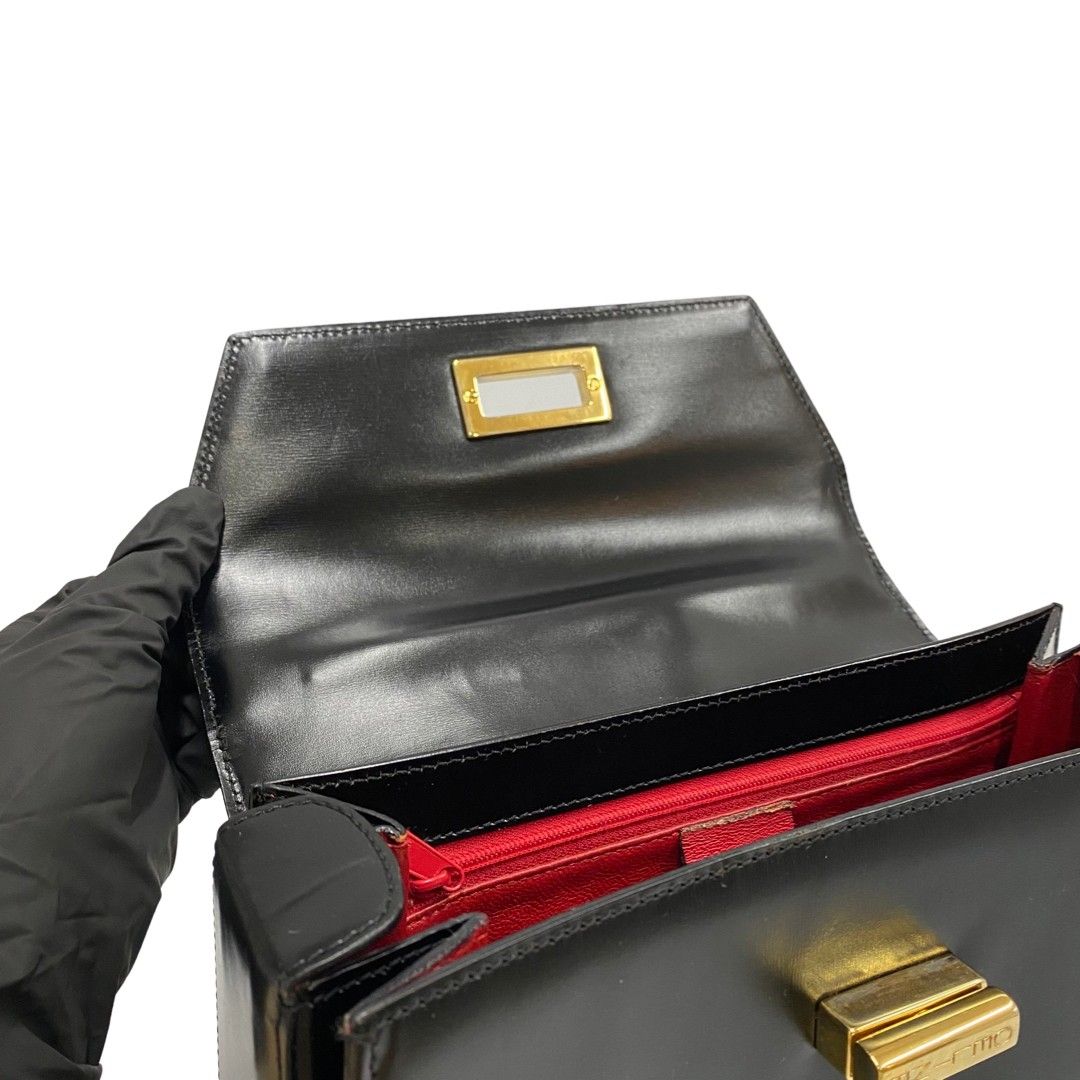 美品 CELINE セリーヌ ヴィンテージ ロゴ ターンロック 金具