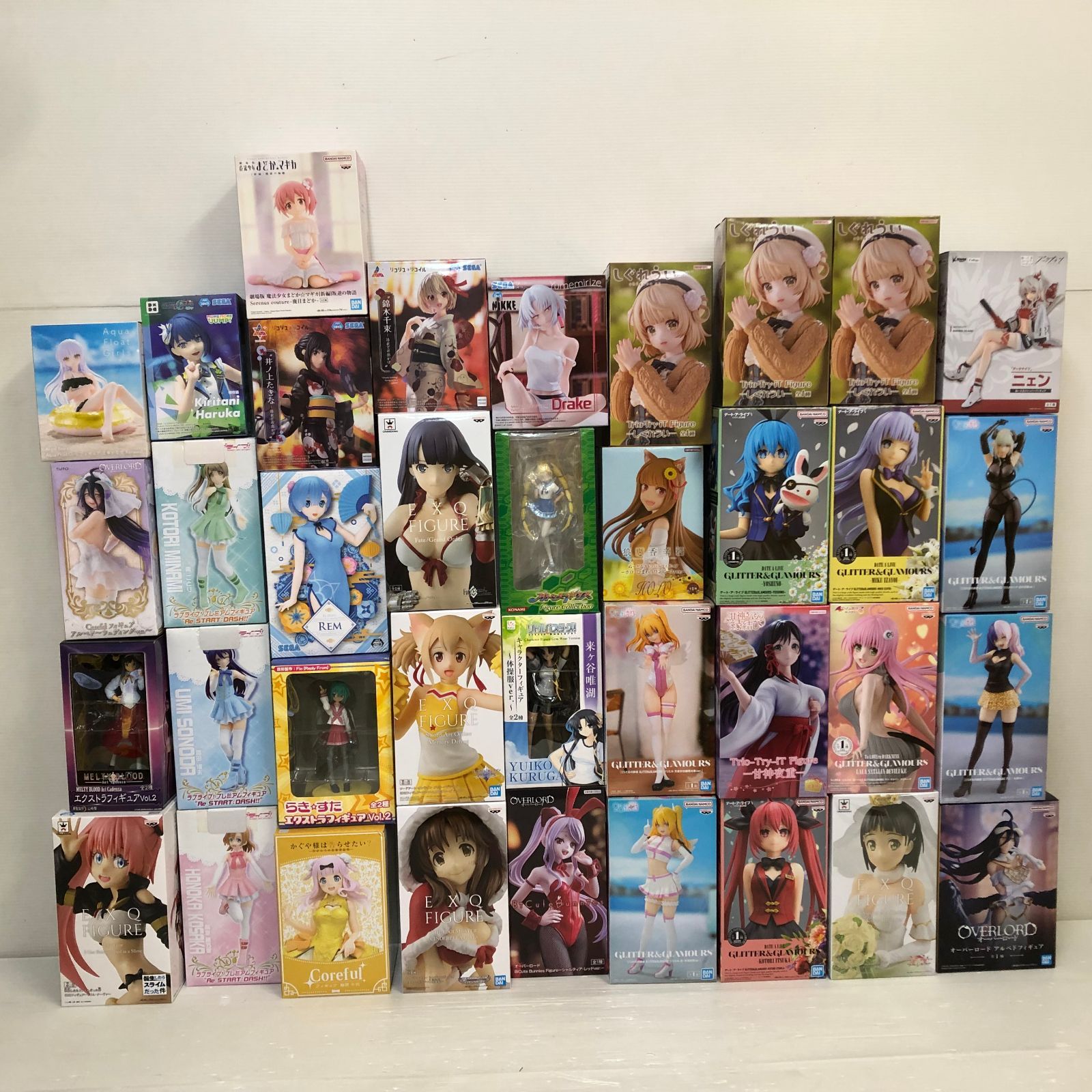 【2個口発送】美少女 フィギュア 大量まとめ 2.5次元の誘惑 ラブライブ オーバーロード 他 ※外箱ダメージあり含む※ 未開封品 smbfig086338