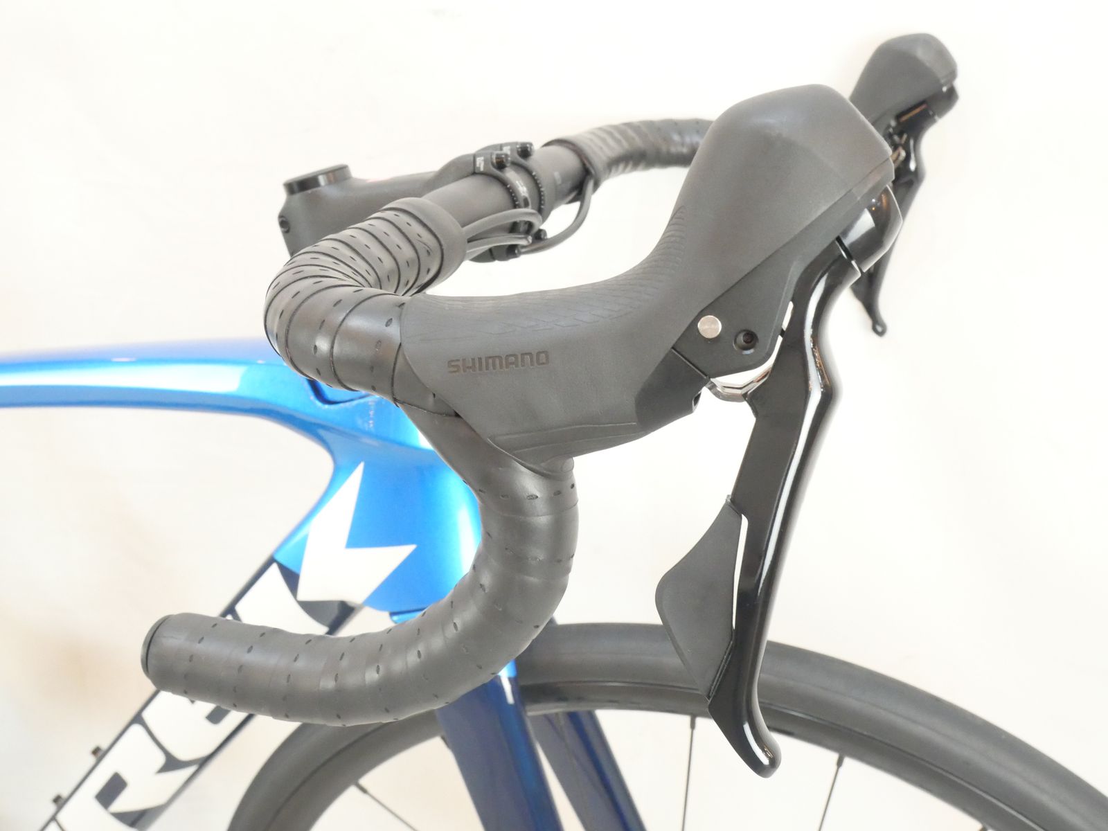 モデル ロードバイク