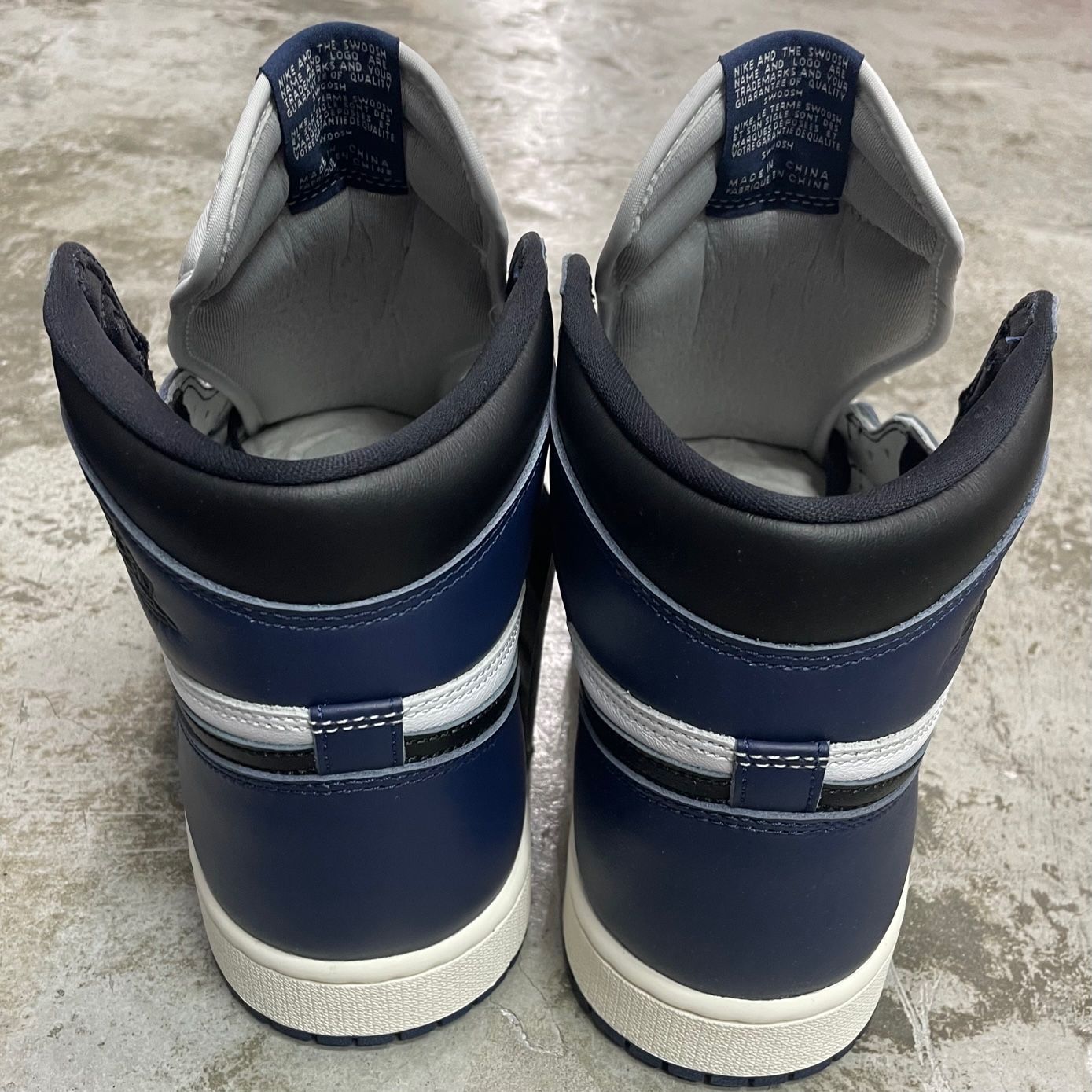 新品 国内正規 Nike Air Jordan 1 Retro High OG Midnight Navy DZ5485 