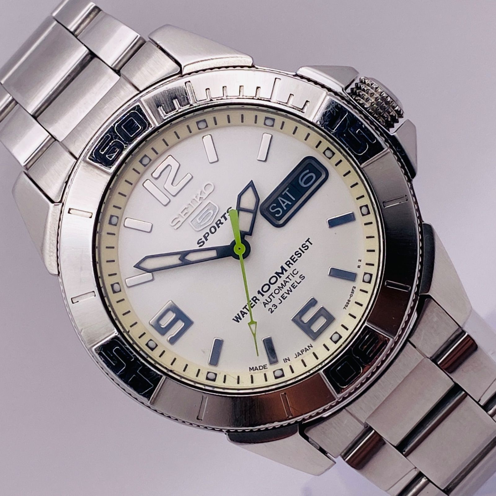 T176）希少 良品 稼動品 機械式自動巻き SEIKO 5 SPORTS ファイブ スポーツ SNZE17 7S36-02G0 裏スケルトン 人気  時計 メンズ ユニセックス - メルカリ