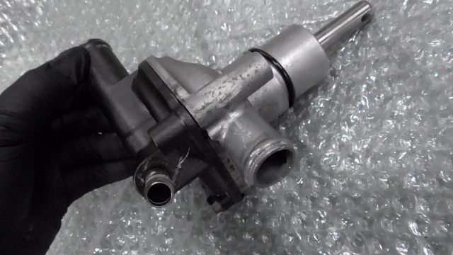 ウォーターポンプ 1760582619