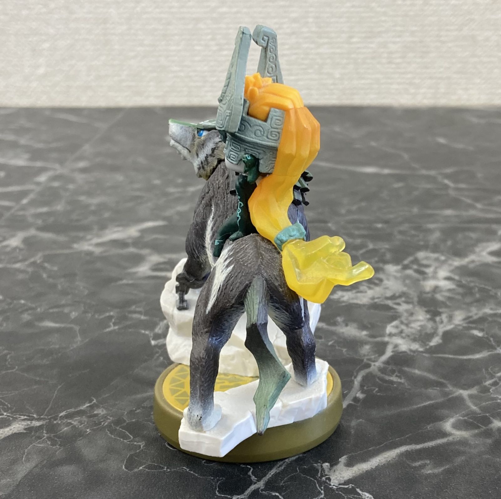 24. amiibo ウルフリンク ゼルダの伝説シリーズ