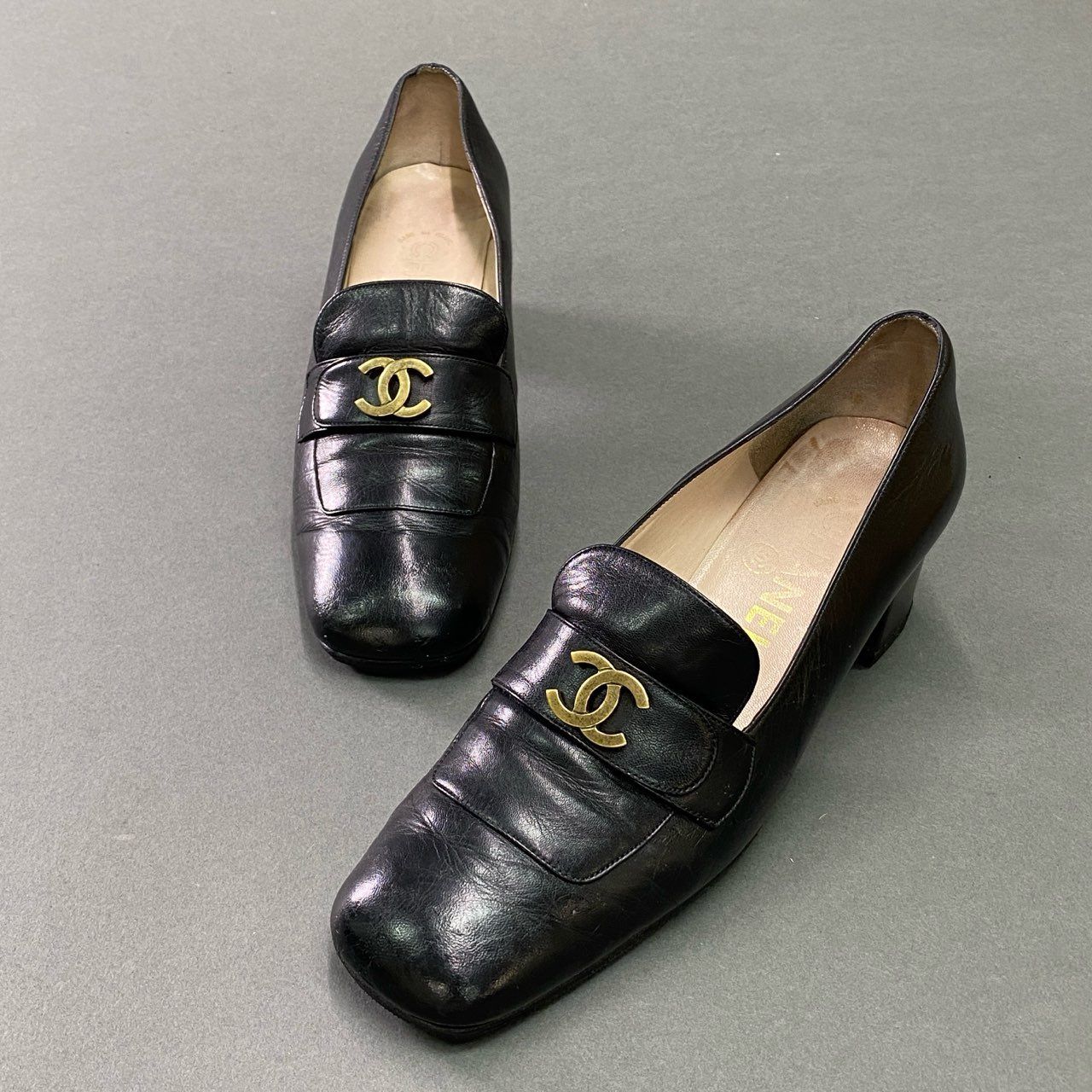 CHANEL ヴィンテージシャネル 36 ブラック CHANEL シャネル