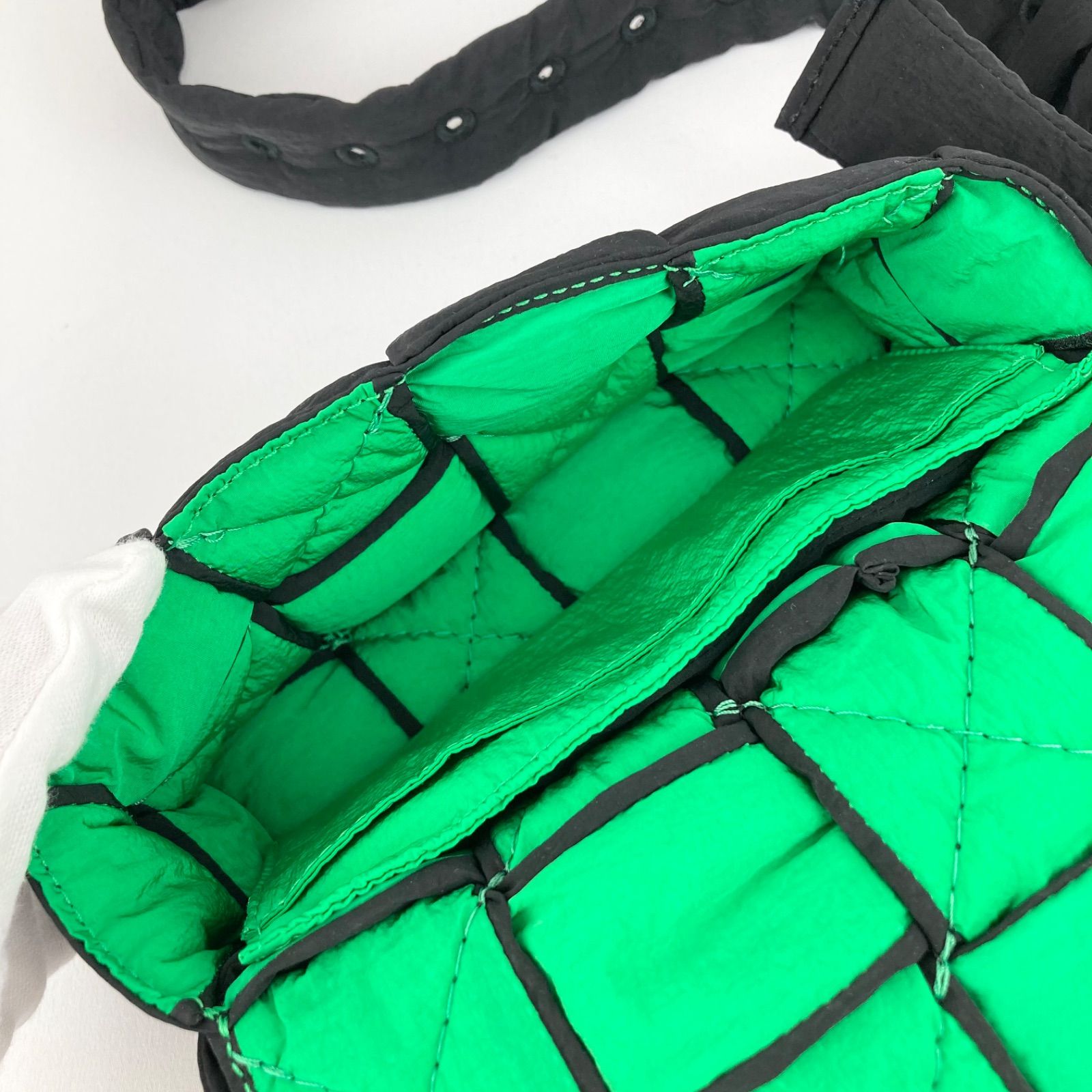 BOTTEGA VENETA ボッテガヴェネタ パデッドテック カセット ナイロン 