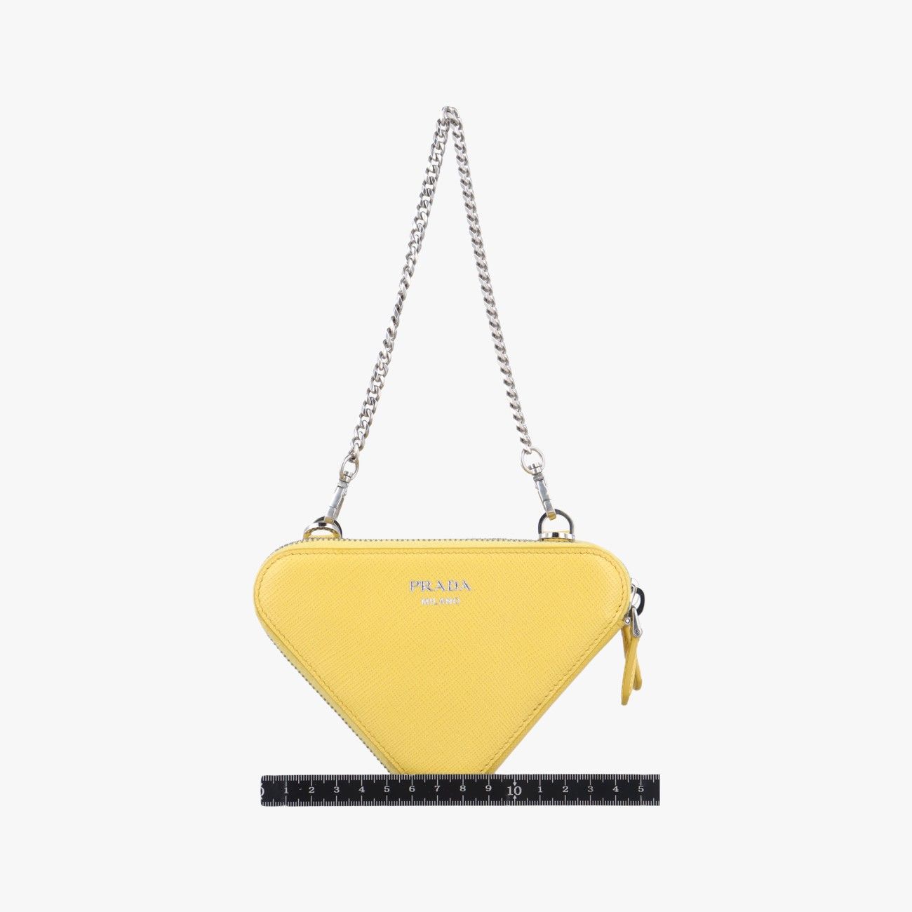 プラダ イエロー　トライアングル　PRADA　新品同様 プラダPradaトライアングルロゴイエローサフィアーノレザー