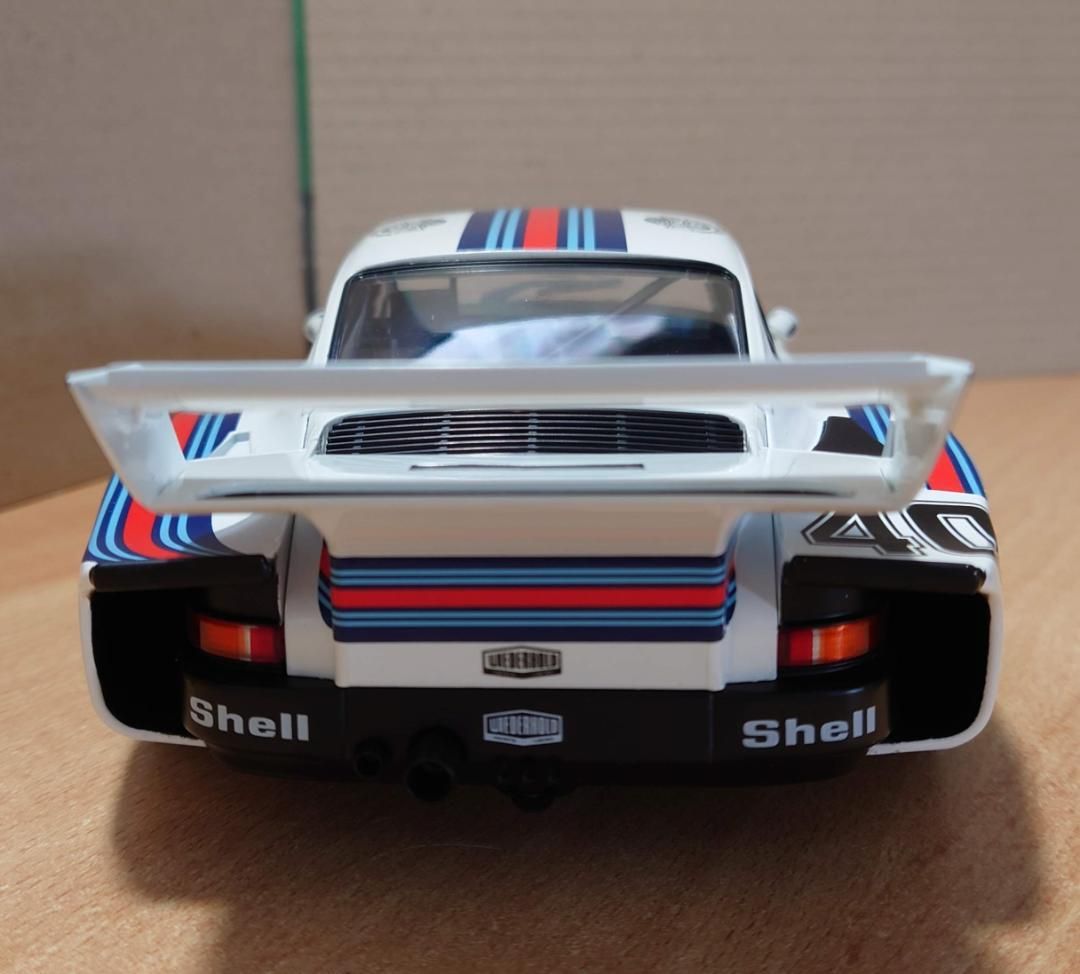 1/18ポルシェ935 フラットノーズ 1976ルマン24h マルテイニ