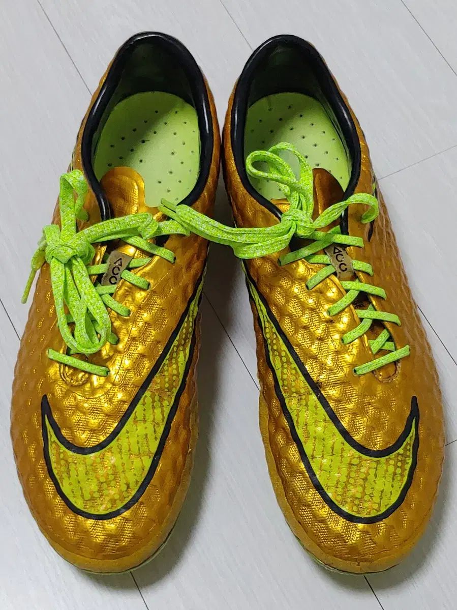 NIKE(ナイキ) ハイパーヴェノム ファントム ネイマール ゴールド HG サッカーシューズ 240