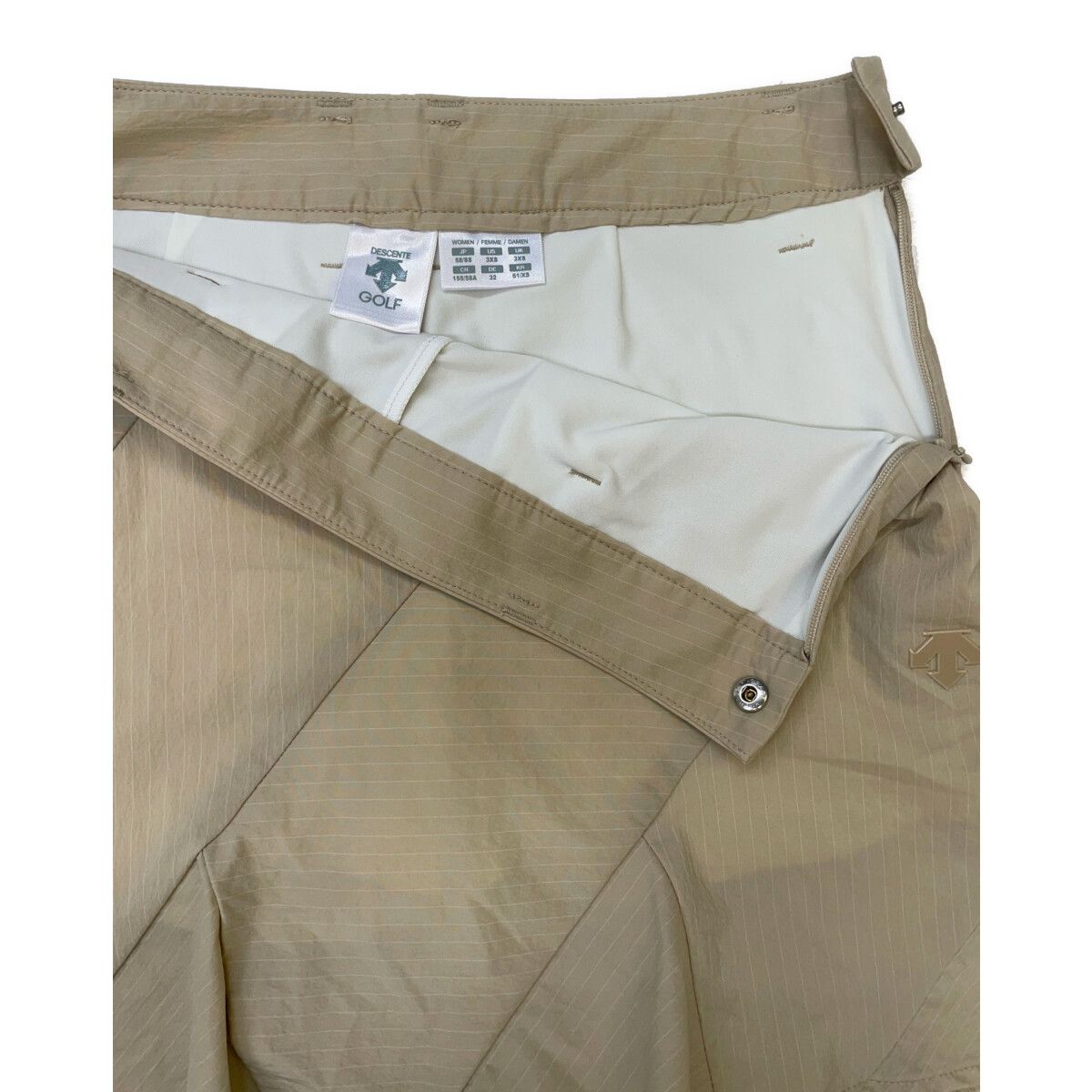 coco 中古 デサントゴルフ DESCENTE GOLF レディース スカート SS ベージュ インナーパンツ一体型 フレアスカート 中古 レディース デサントゴルフ DESCENTE GOLF スカート SS