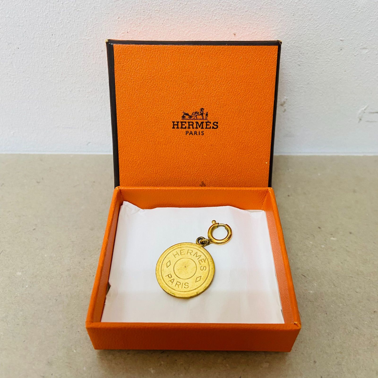極美品 エルメス セリエ チャーム ペンダントトップ シルバー 箱付き