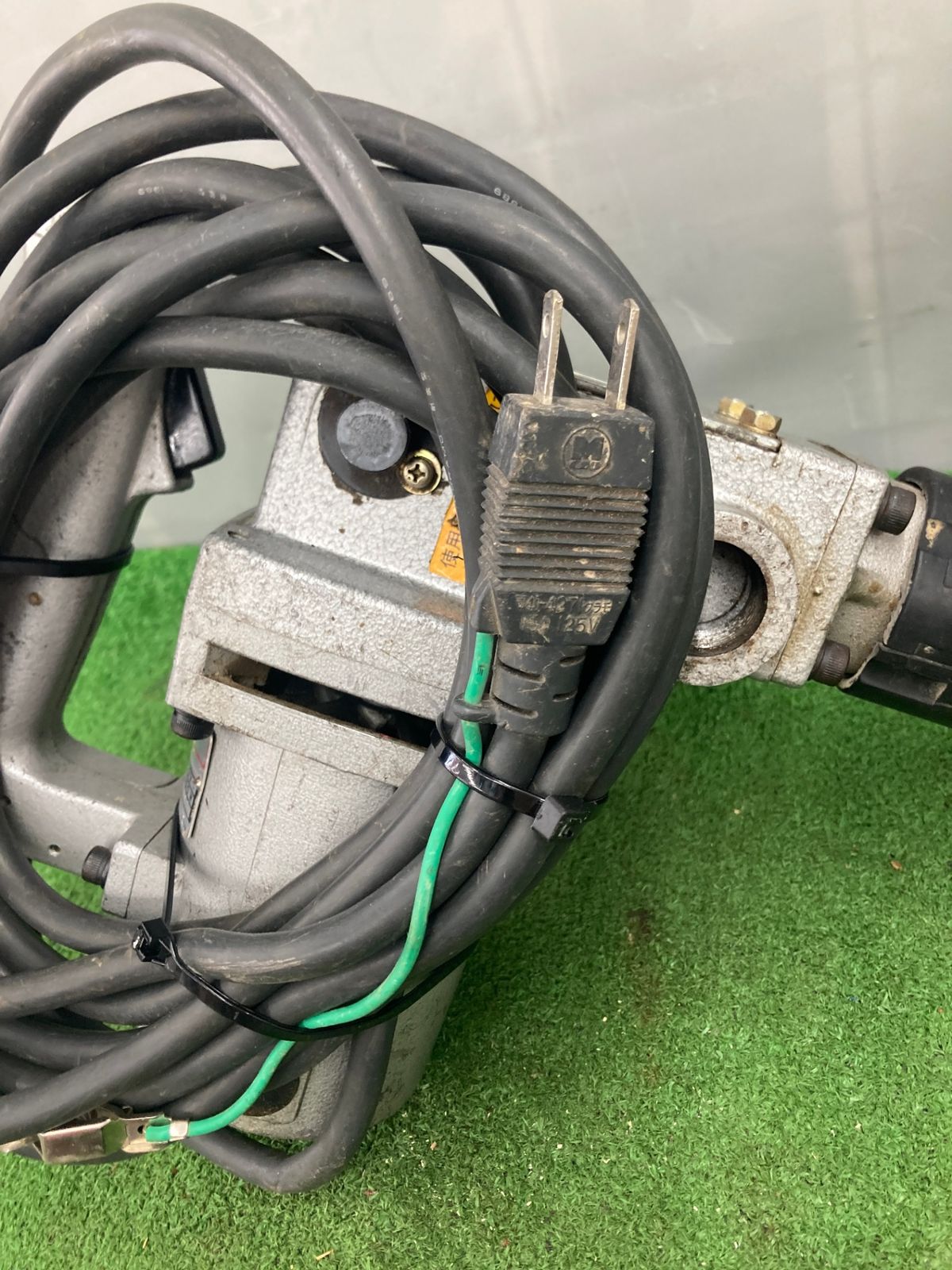 0922 makita
